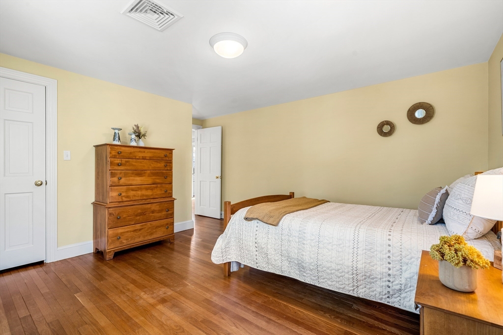 79 Cheever Circle