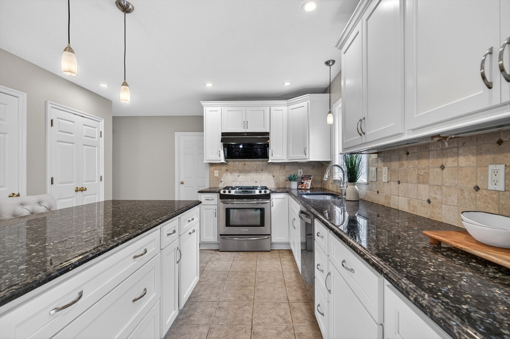 60 Rosemont Dr