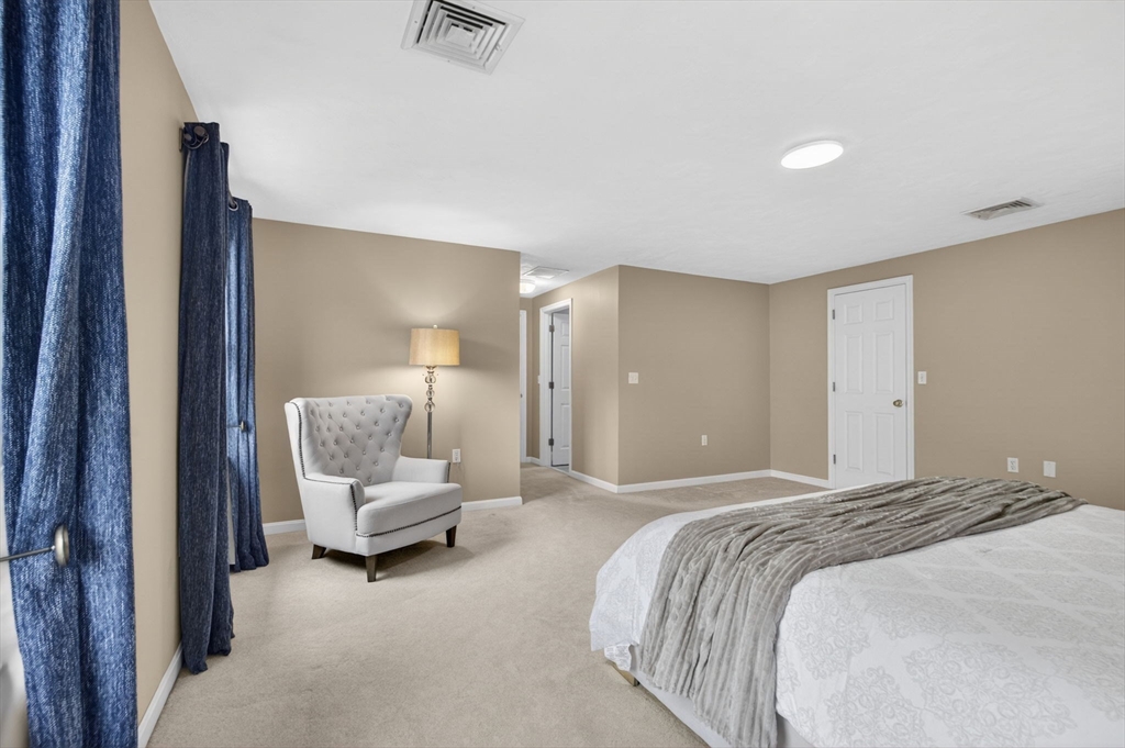 60 Rosemont Dr