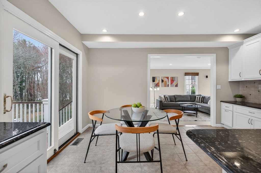 60 Rosemont Dr