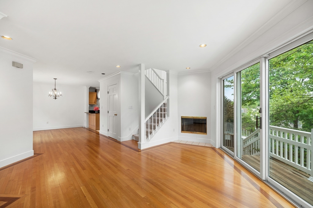 21 Pine St # 5