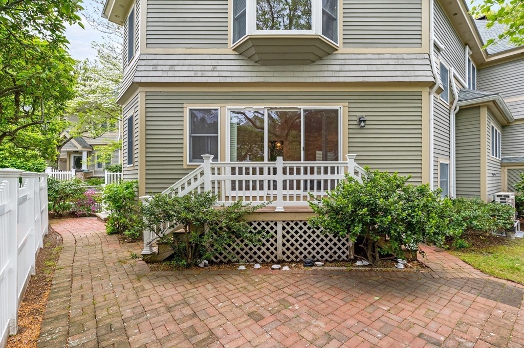 21 Pine St # 5