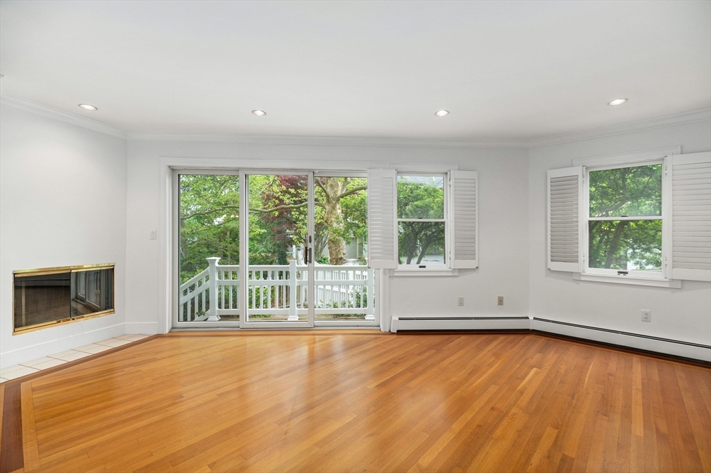 21 Pine St # 5