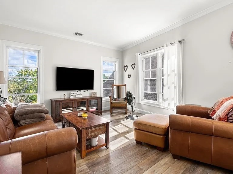 112 Main # 8