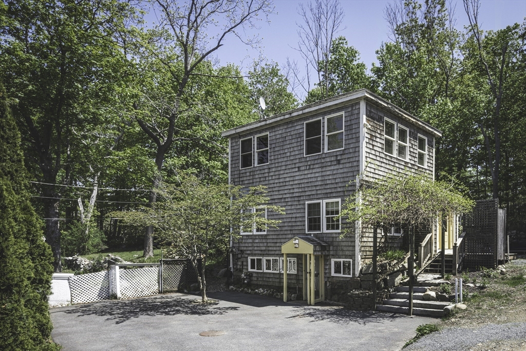 127R Leonard