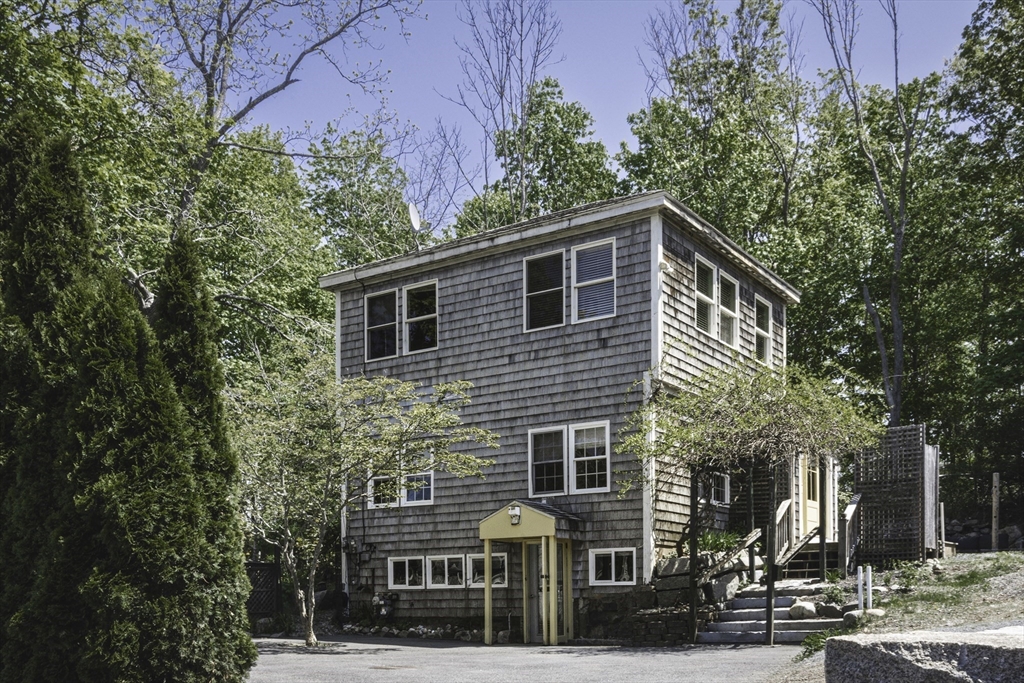 127R Leonard