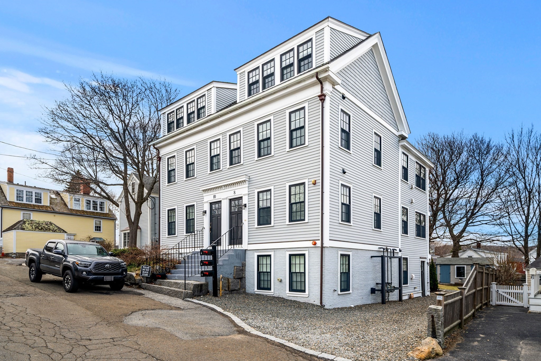 8 Hale Street # 1