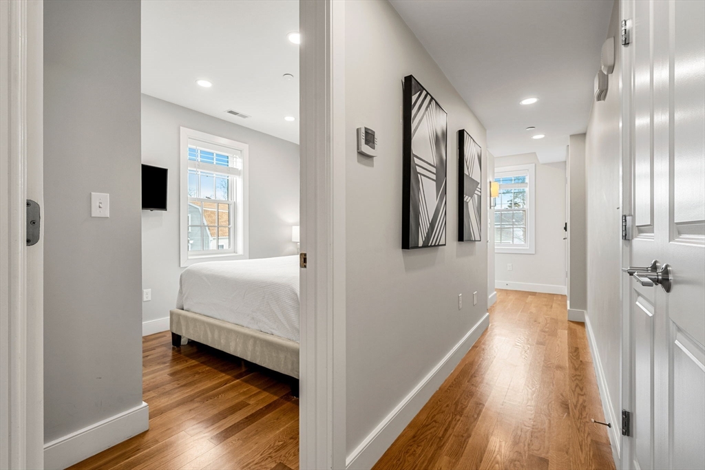 8 Hale Street # 2