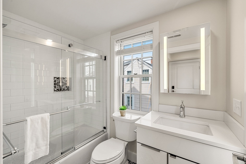 8 Hale Street # 2