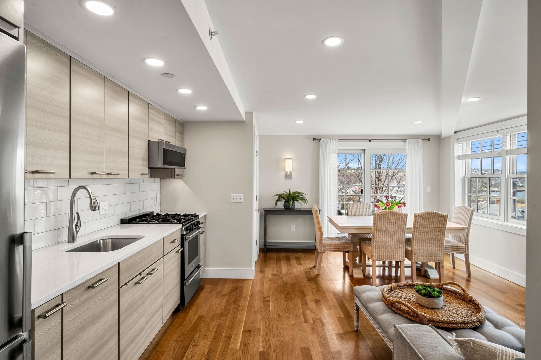 8 Hale Street # 3