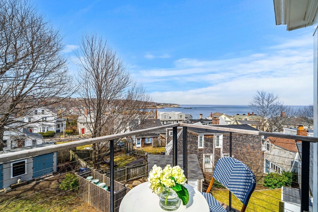 8 Hale Street # 3