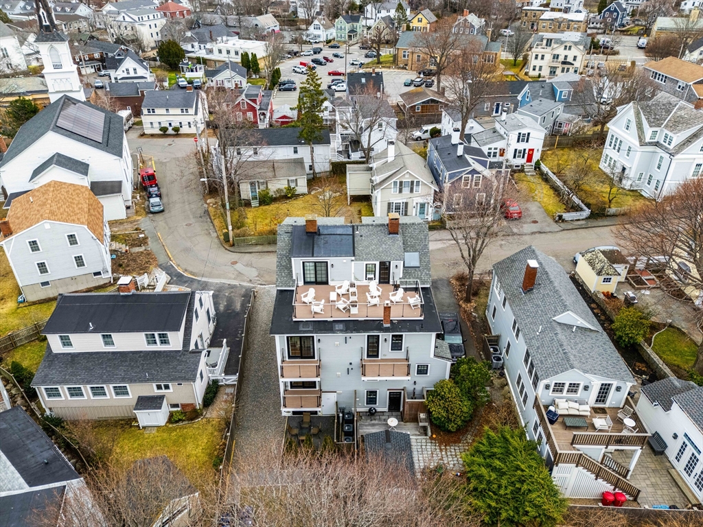8 Hale Street # 3
