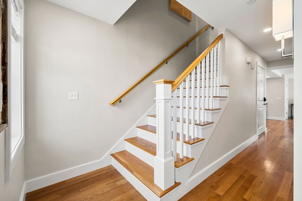 8 Hale Street # 3