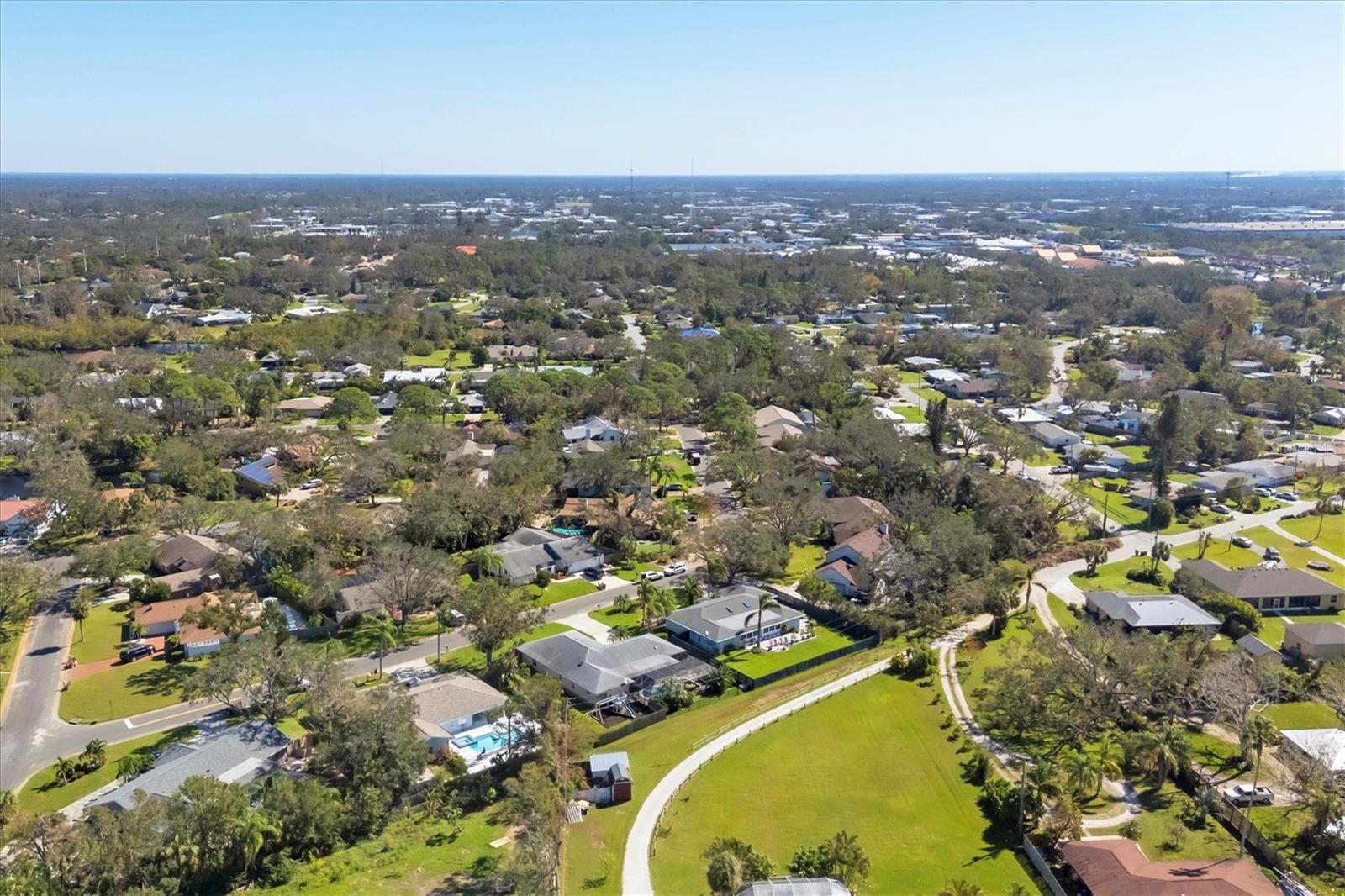 5666 BENEVA WOODS CIR