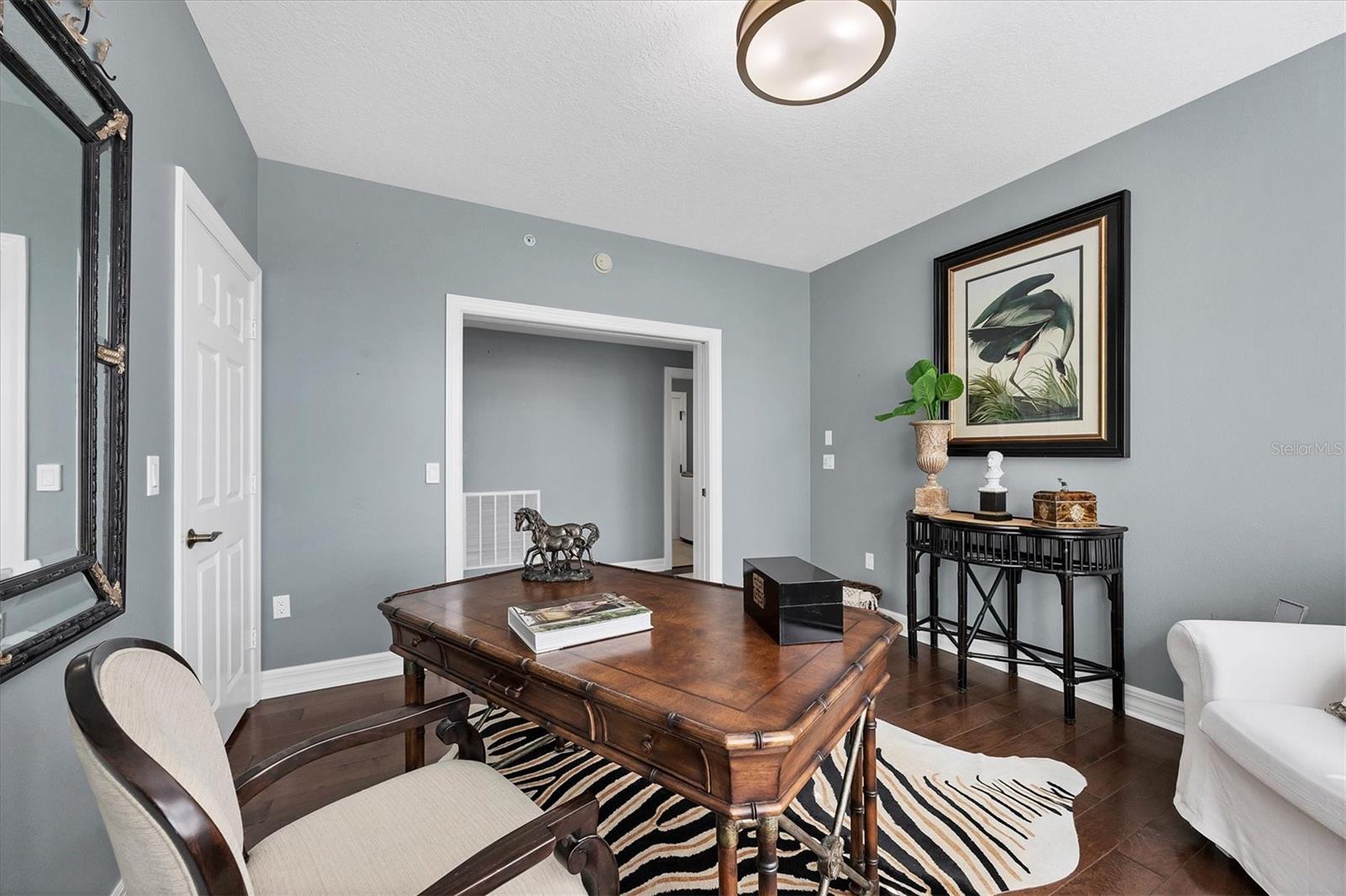 401 N POINT RD #504