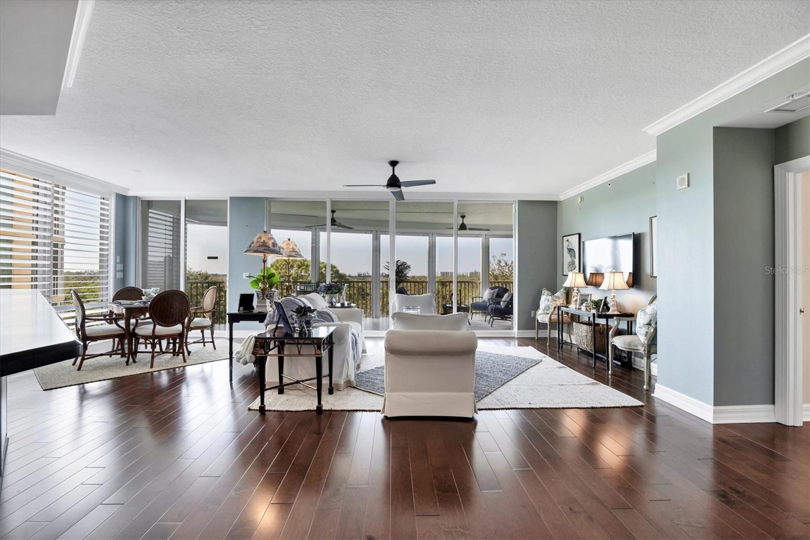 401 N POINT RD #504