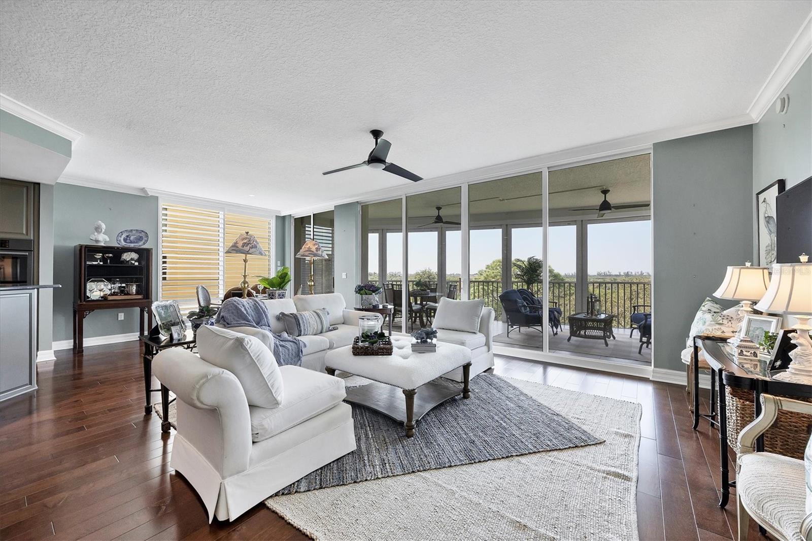 401 N POINT RD #504
