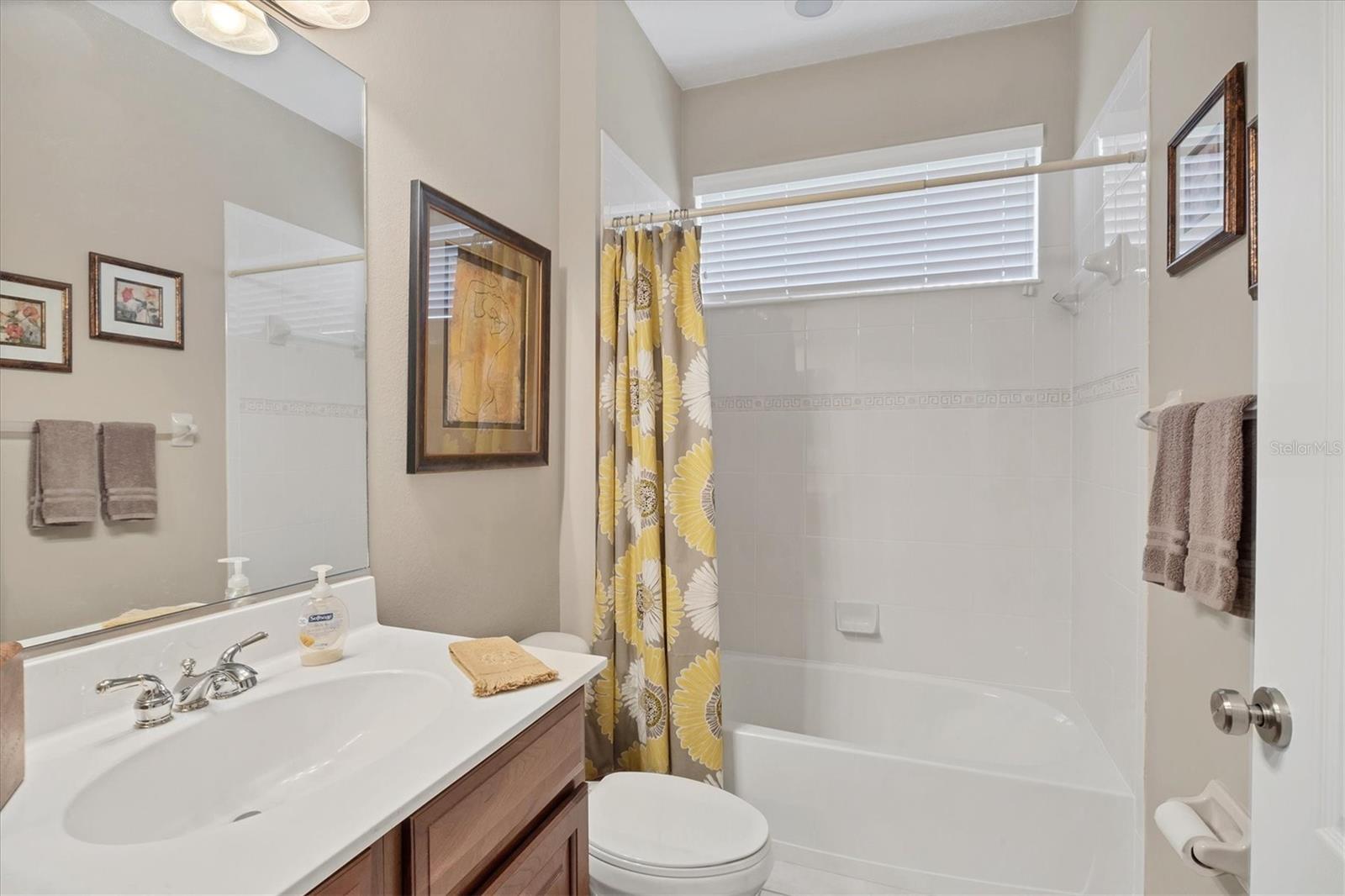 4121 REFLECTIONS PKWY