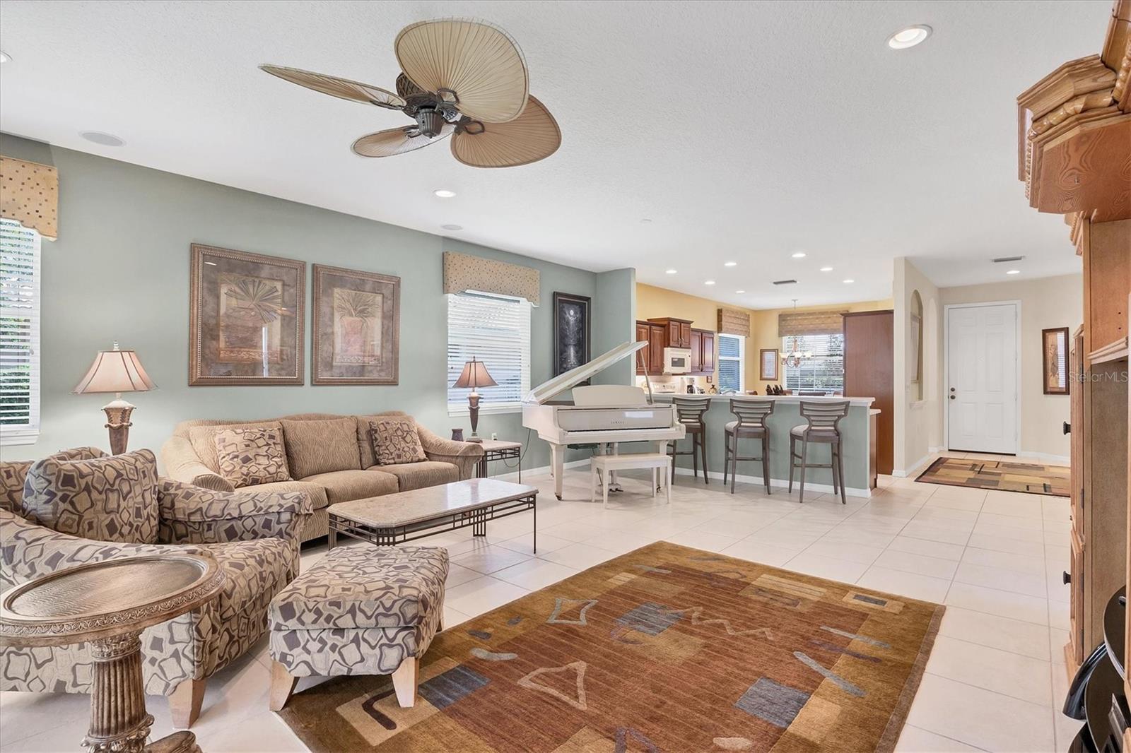 4121 REFLECTIONS PKWY