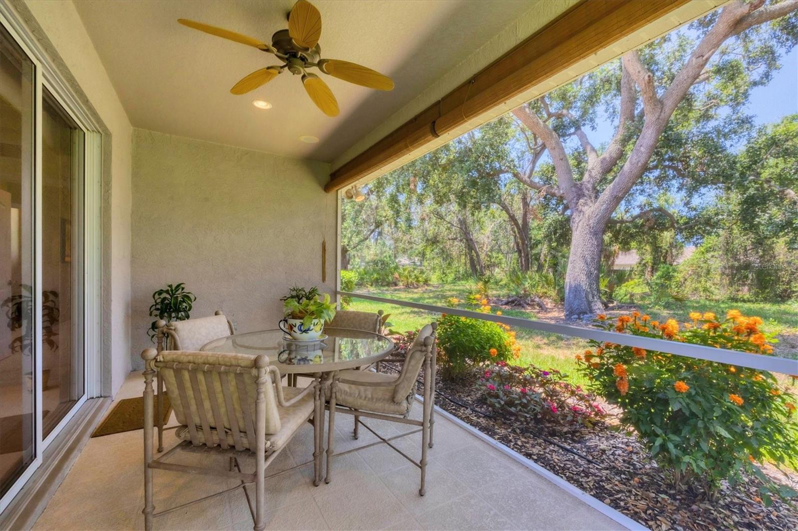 4121 REFLECTIONS PKWY