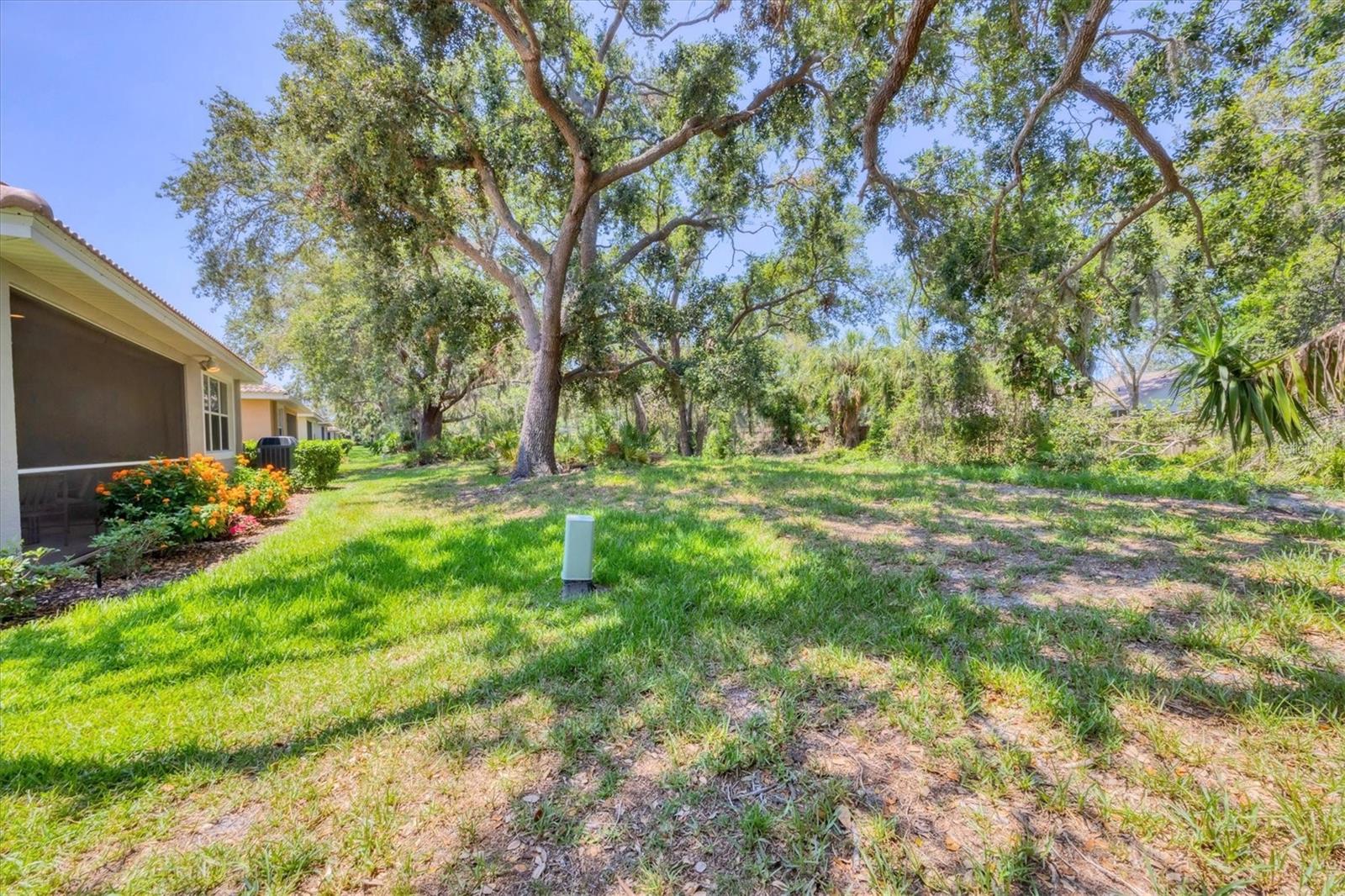 4121 REFLECTIONS PKWY