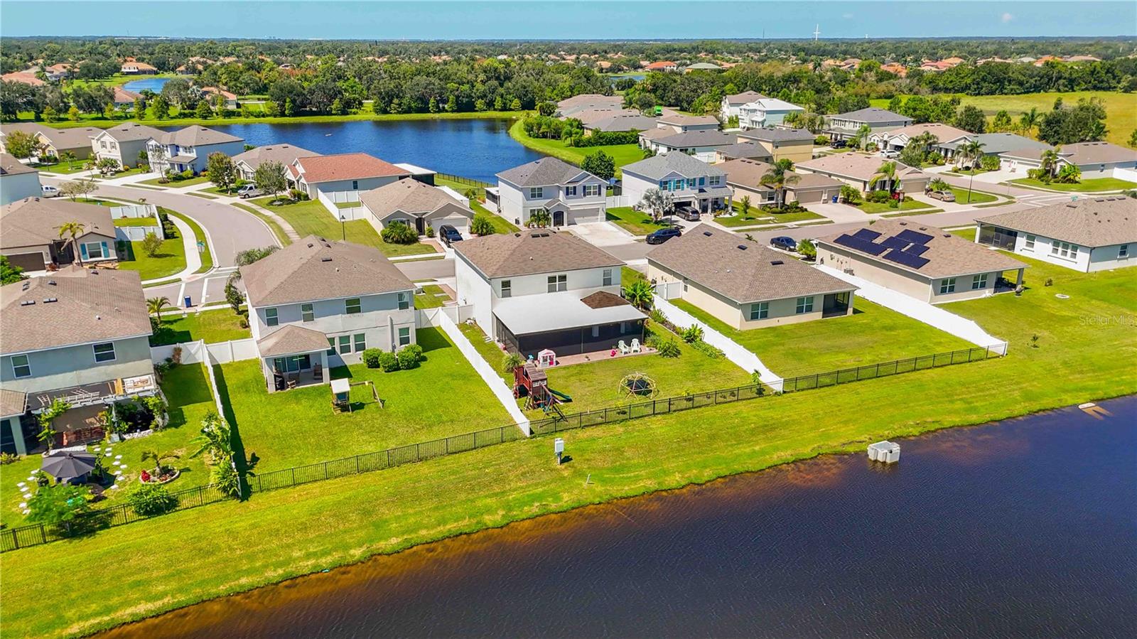 451 GRANDE VISTA BLVD