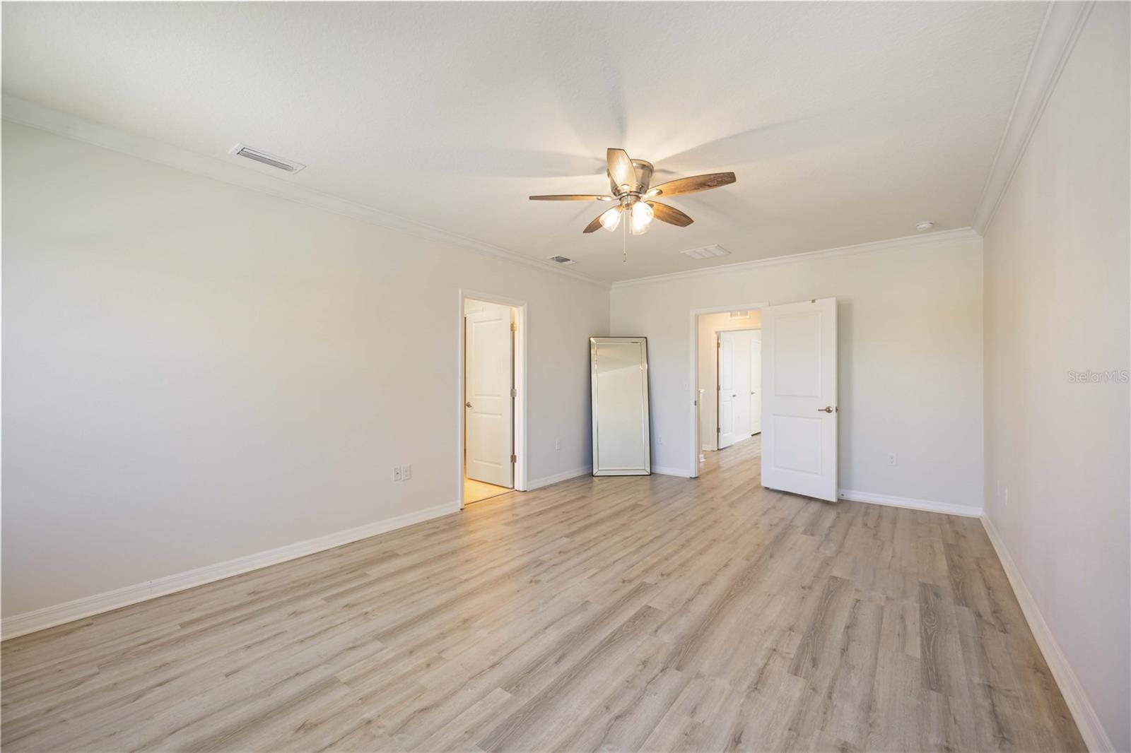 451 GRANDE VISTA BLVD