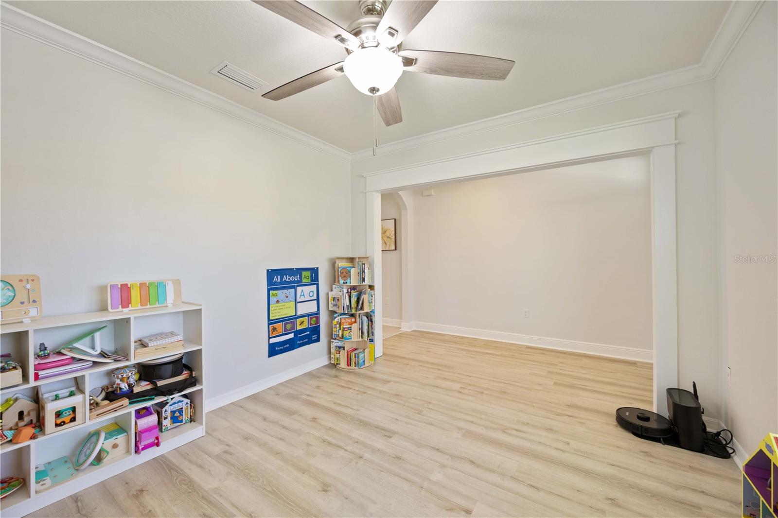 451 GRANDE VISTA BLVD