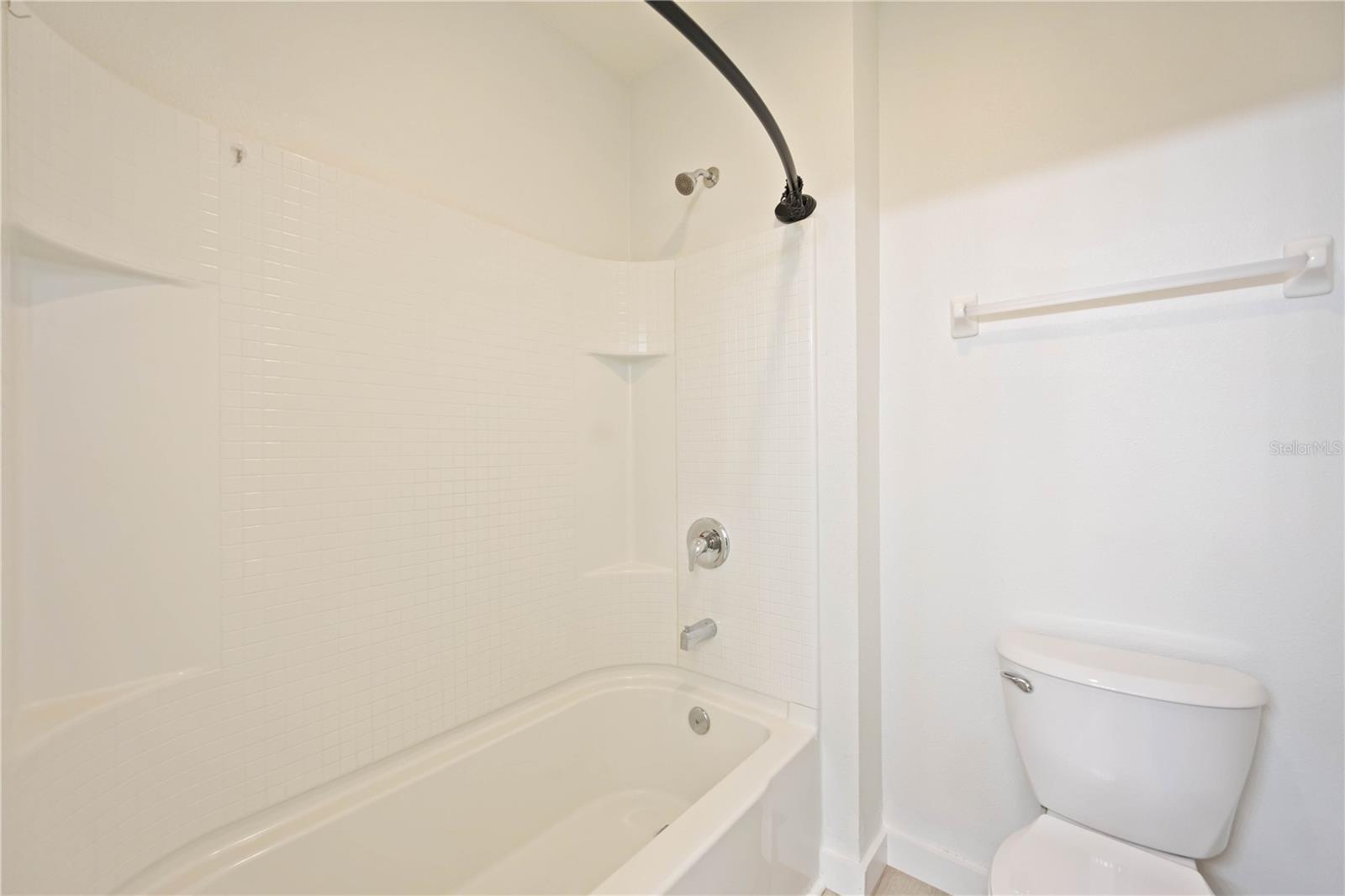 451 GRANDE VISTA BLVD