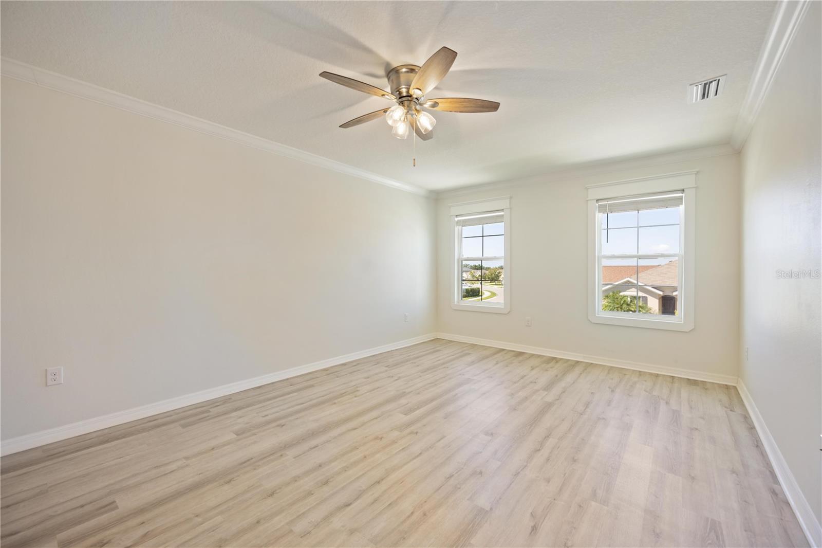 451 GRANDE VISTA BLVD