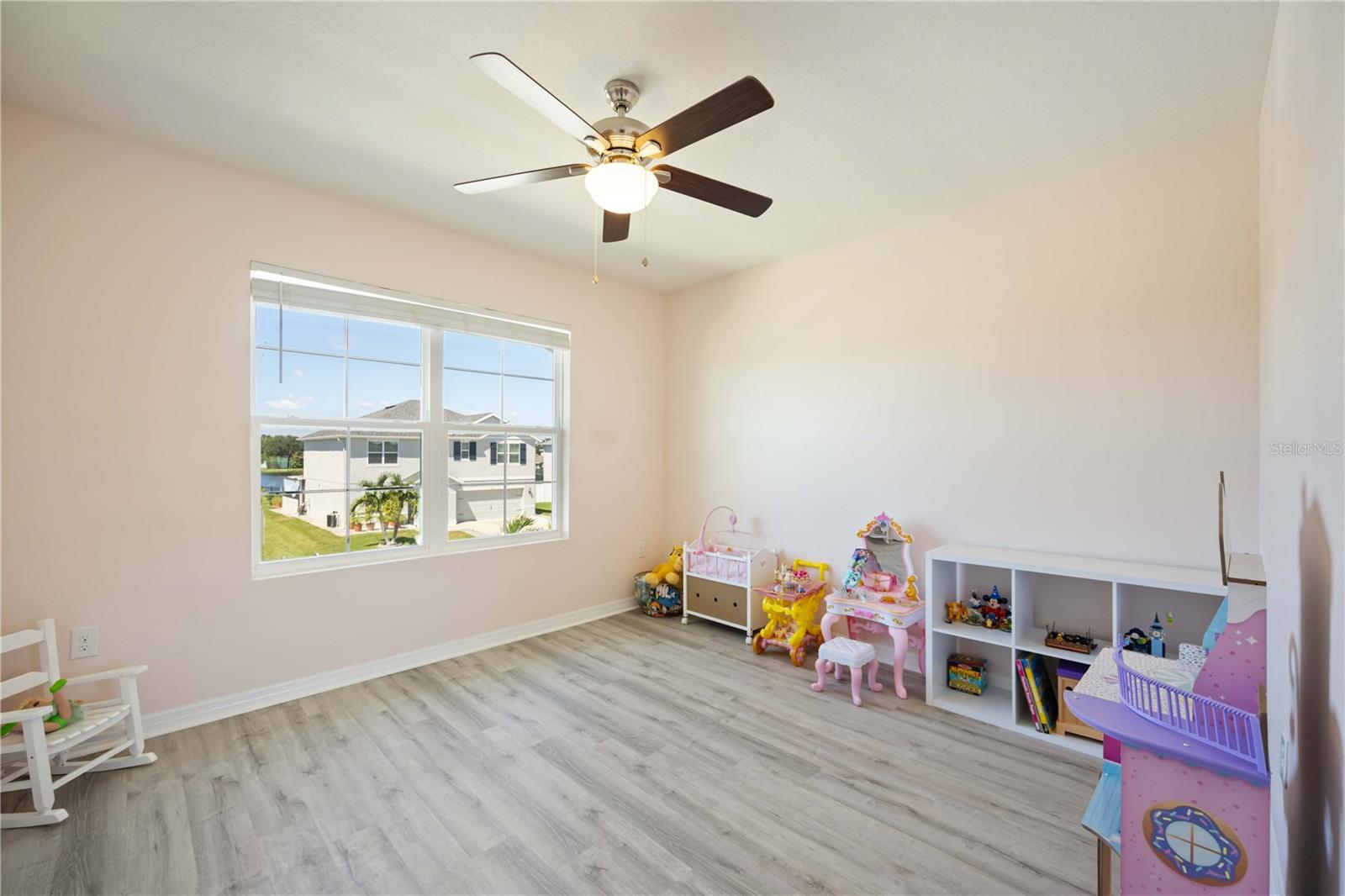 451 GRANDE VISTA BLVD