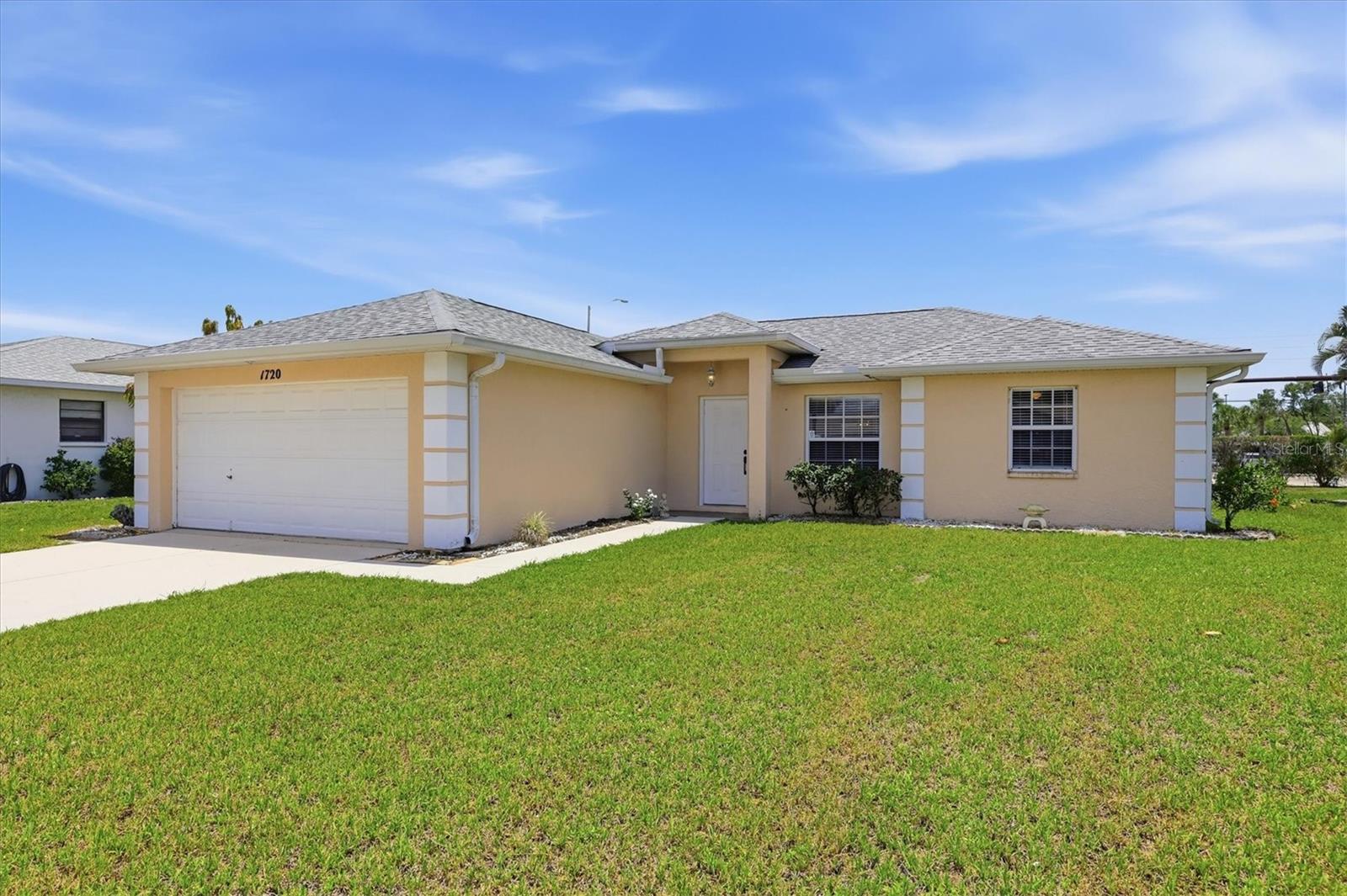 1720 COUNTRY MEADOWS DR