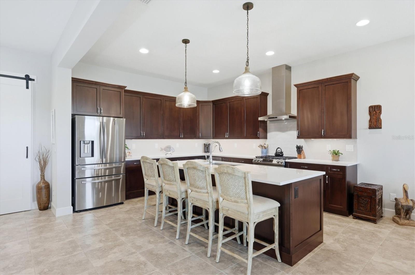 7712 SANDHILL LAKE DR
