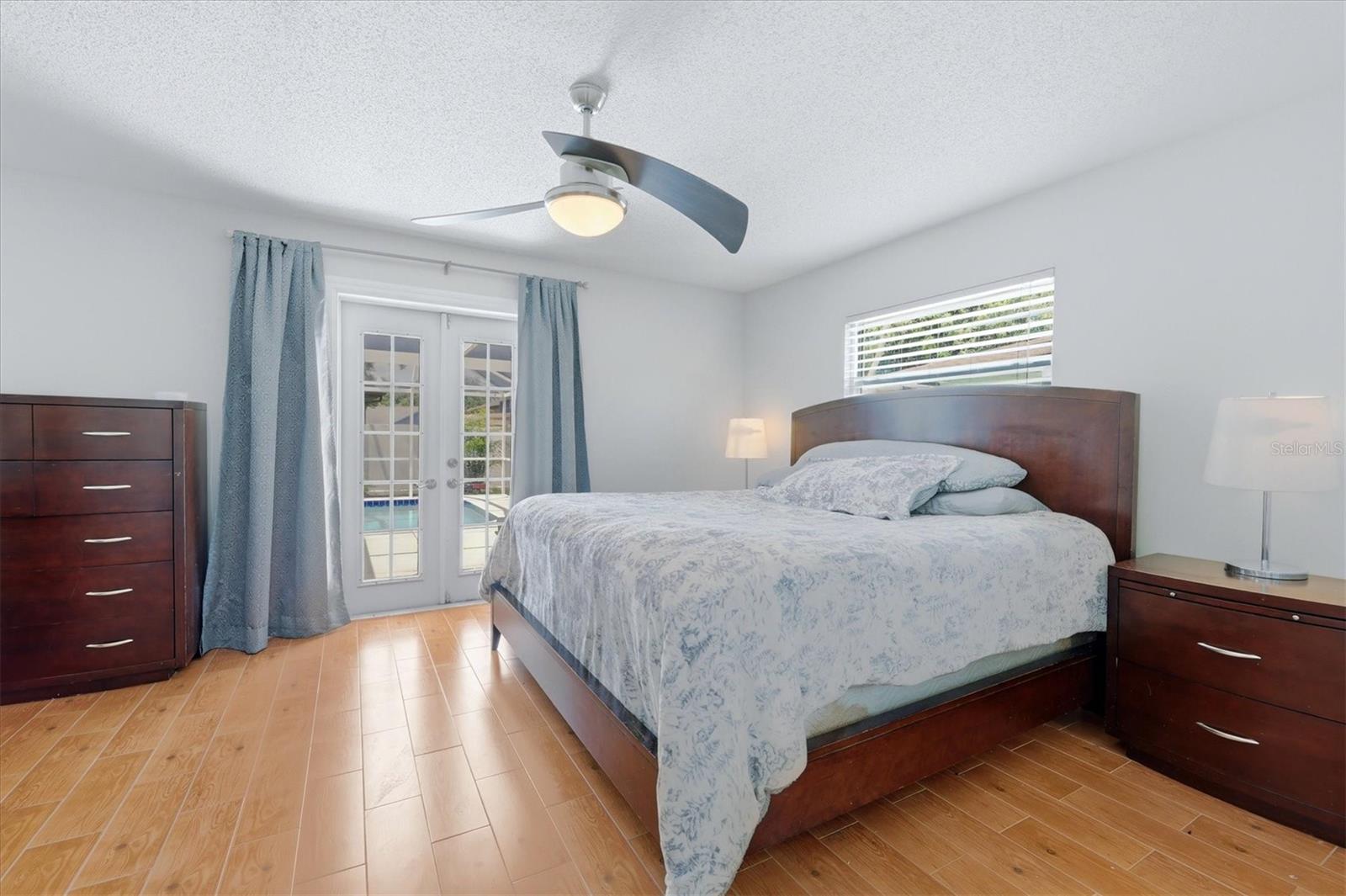 4089 KING RICHARD DR