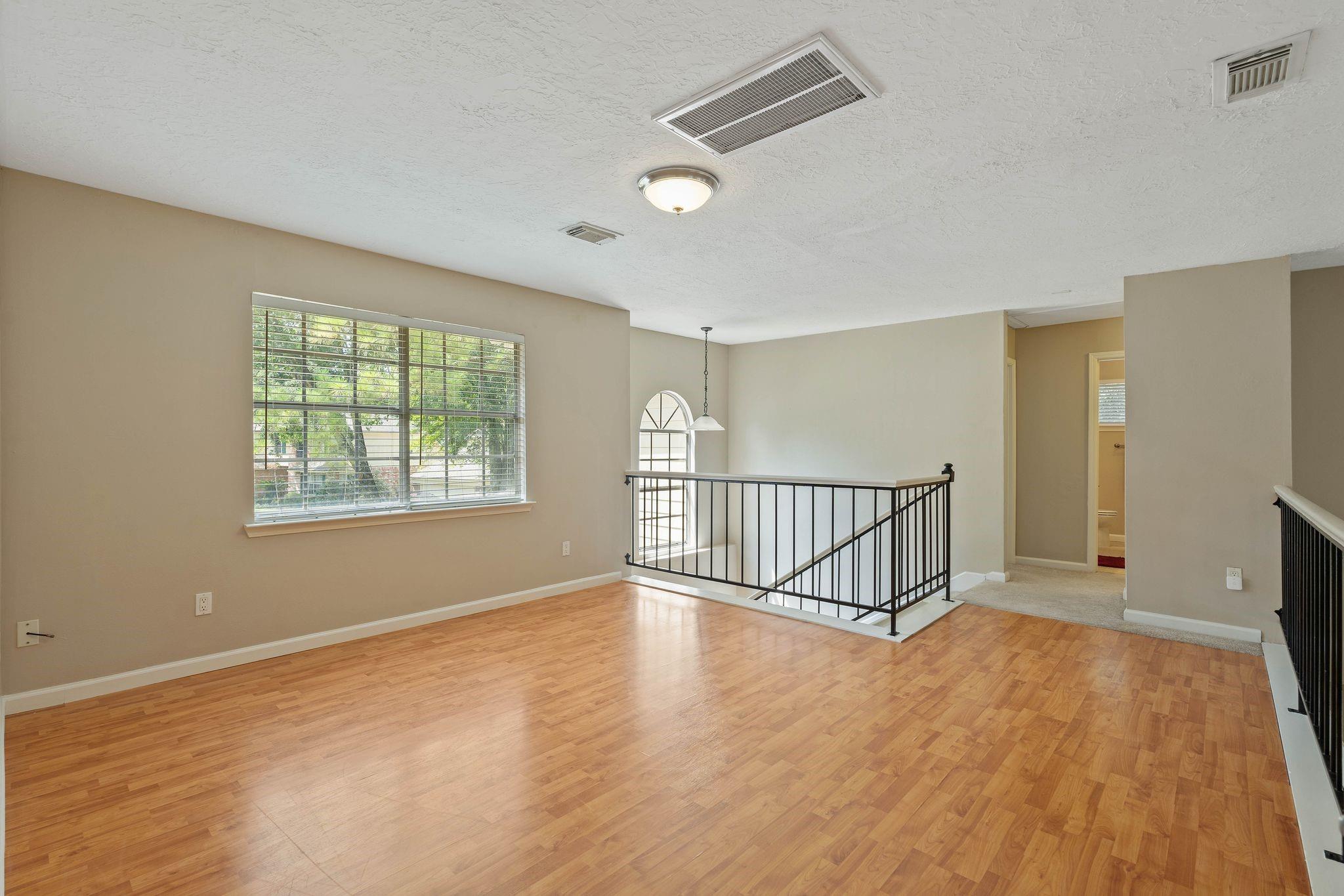 26 Diamond Oak Court