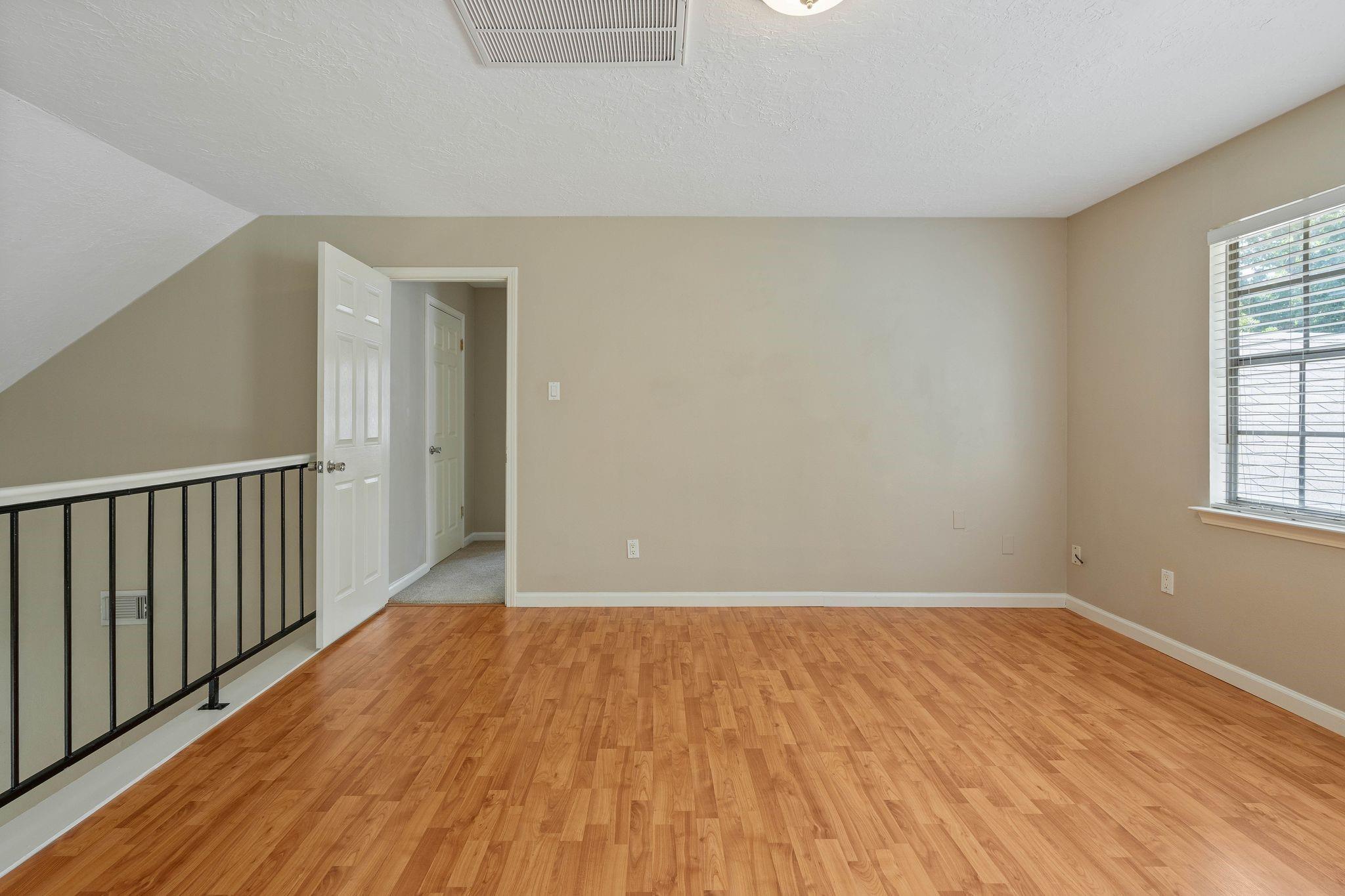 26 Diamond Oak Court