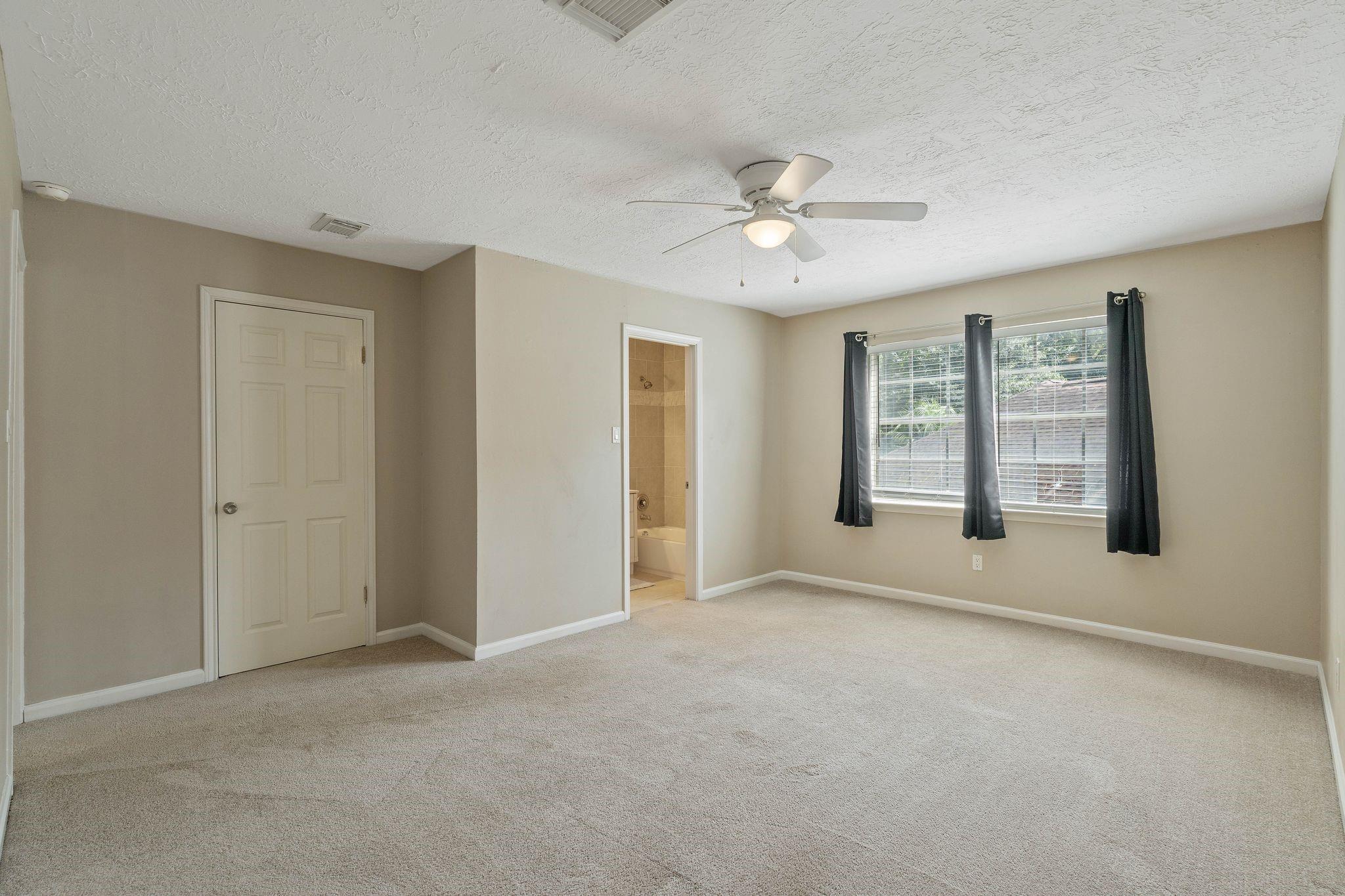 26 Diamond Oak Court