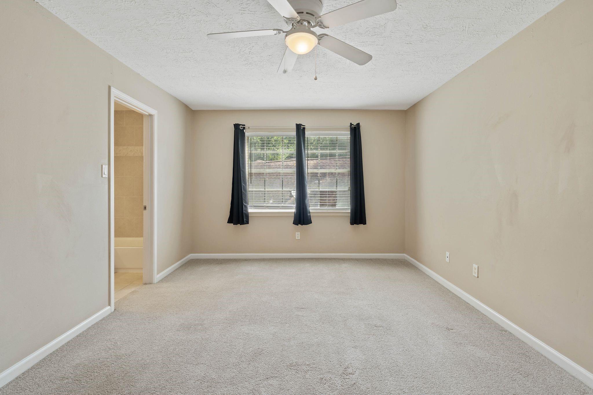 26 Diamond Oak Court