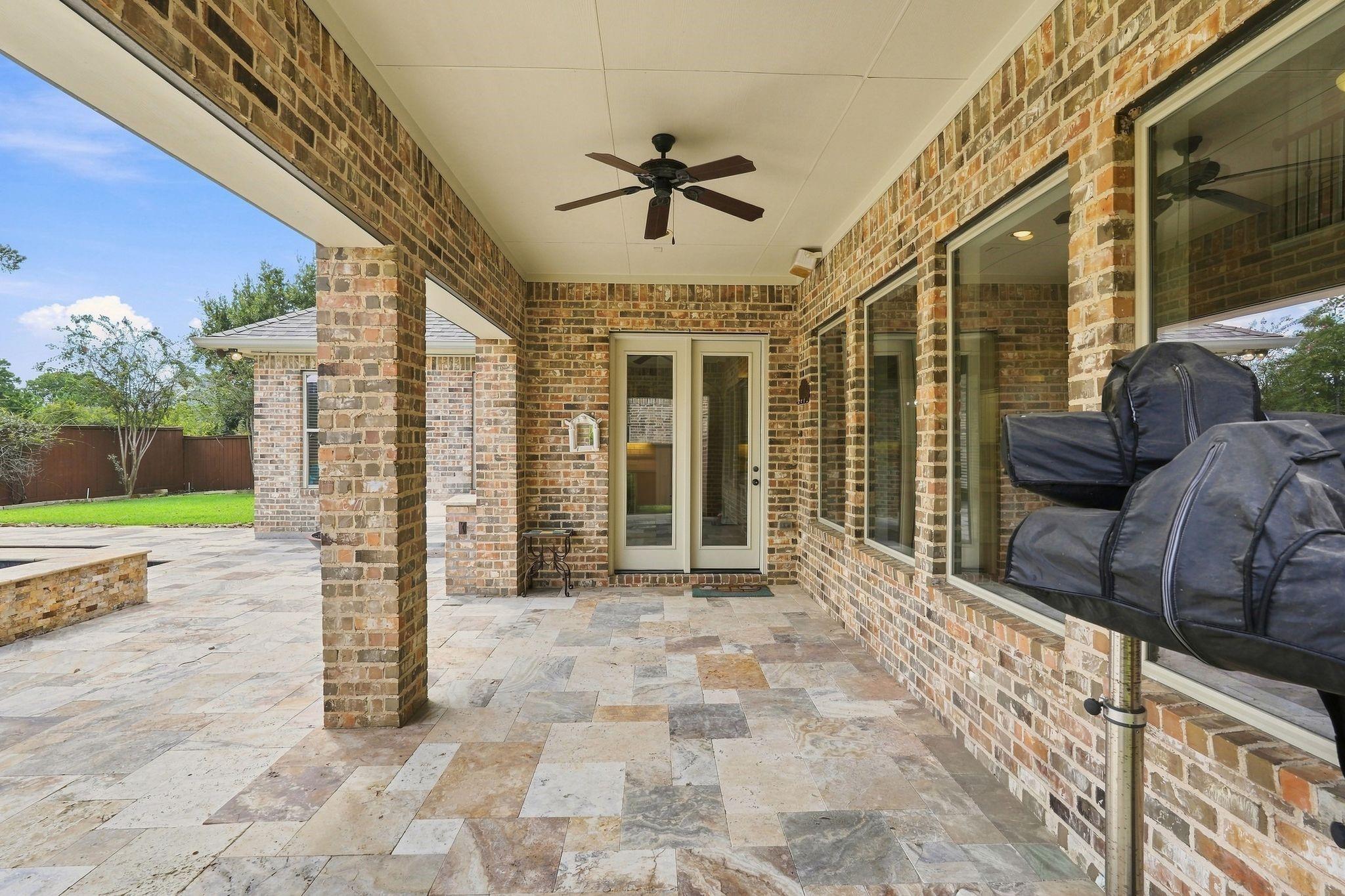 126 E Cove View Trail