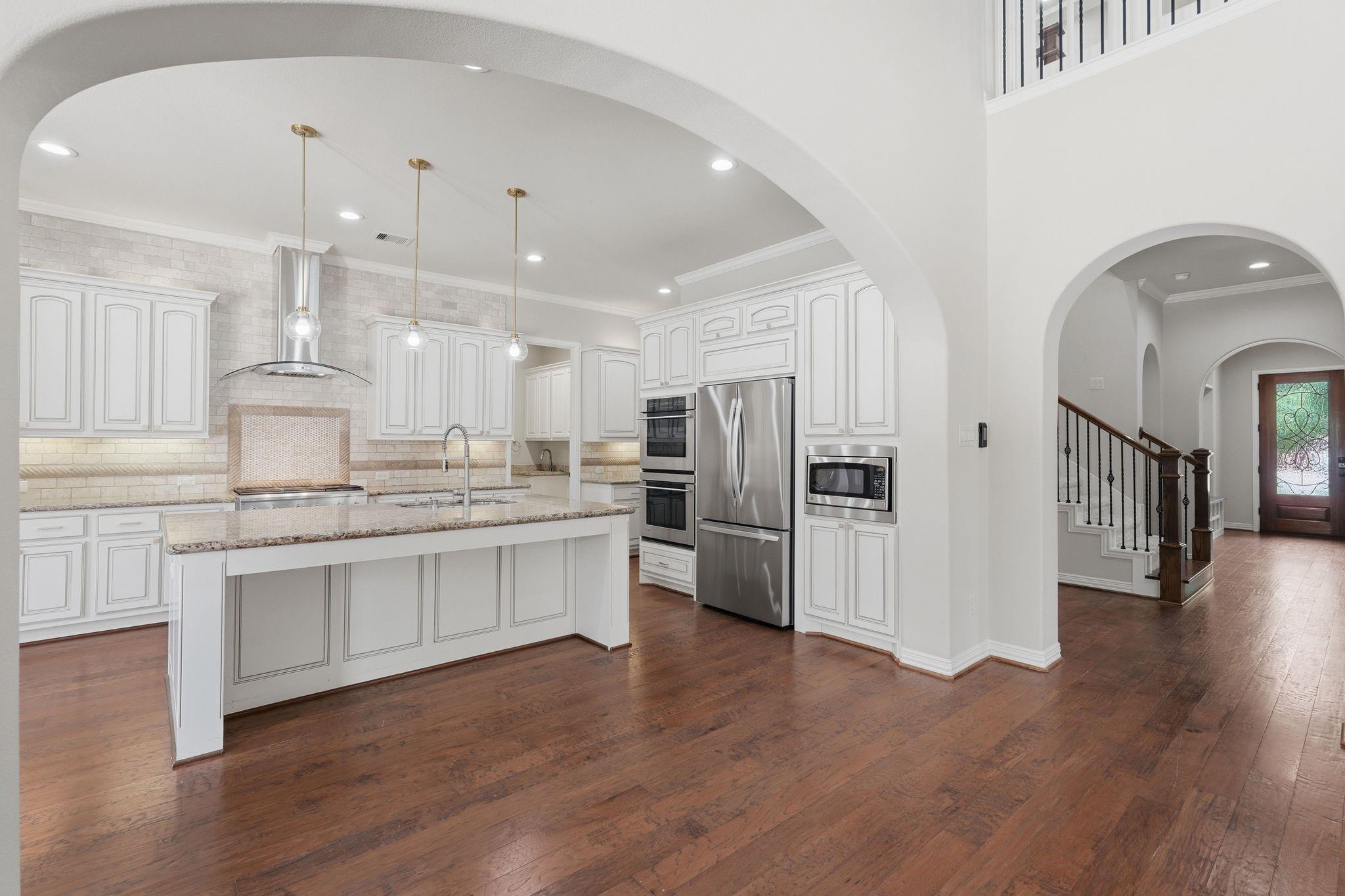 126 E Cove View Trail