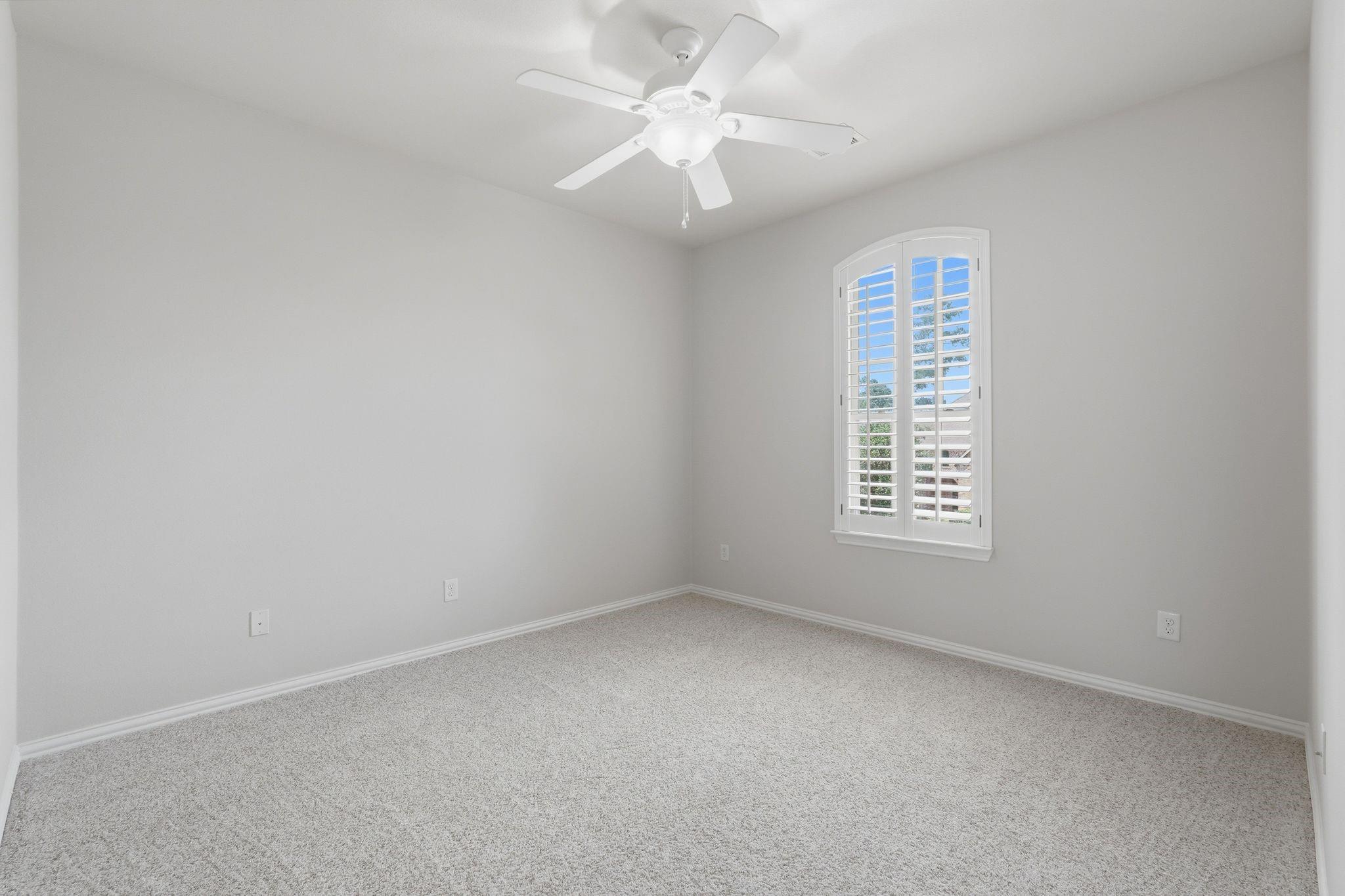 126 E Cove View Trail