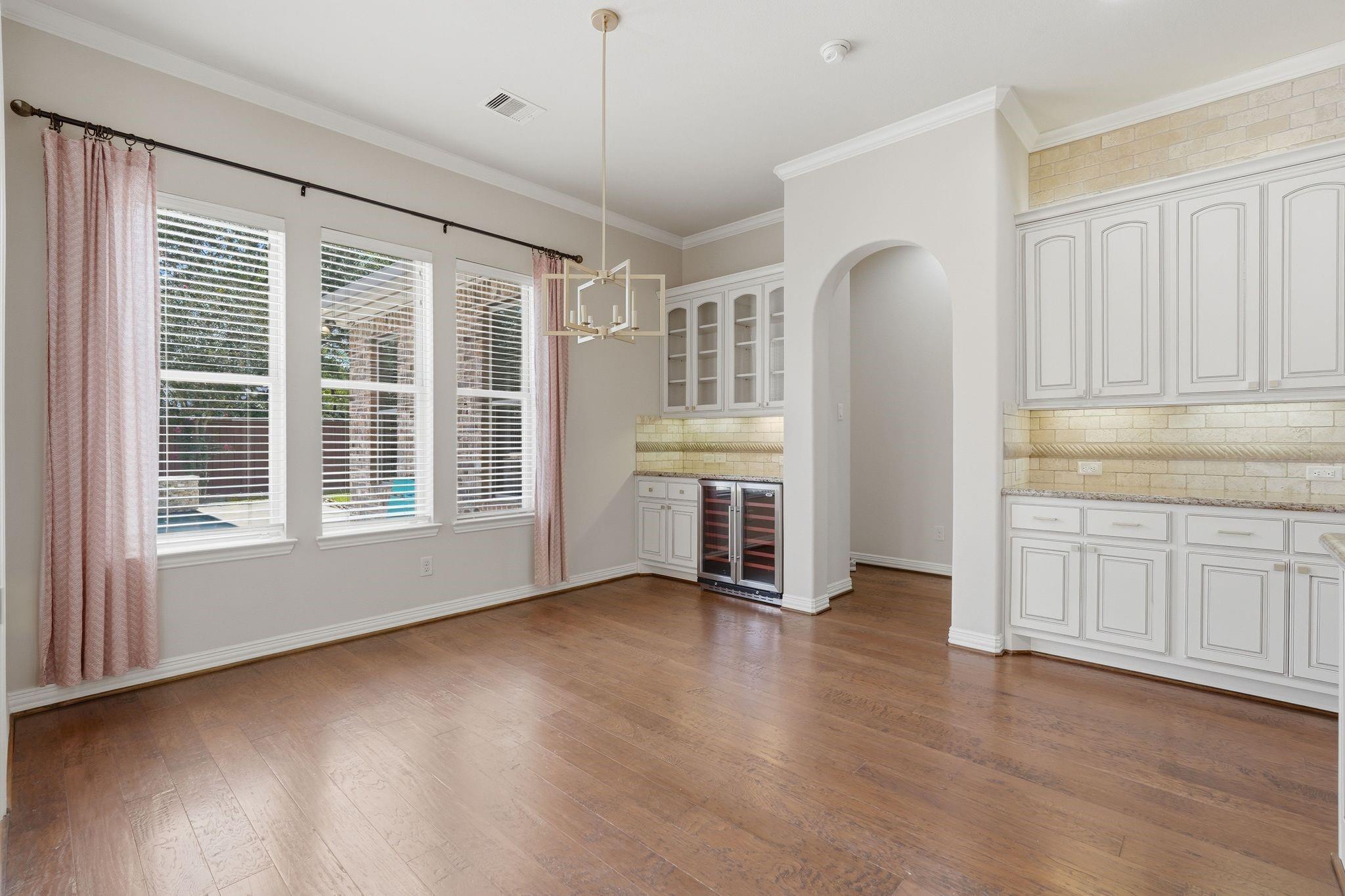 126 E Cove View Trail