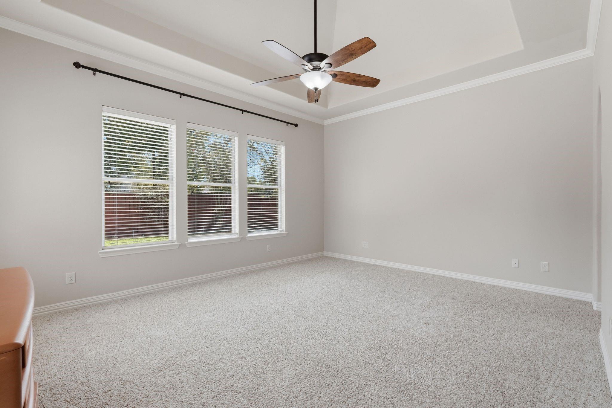 126 E Cove View Trail