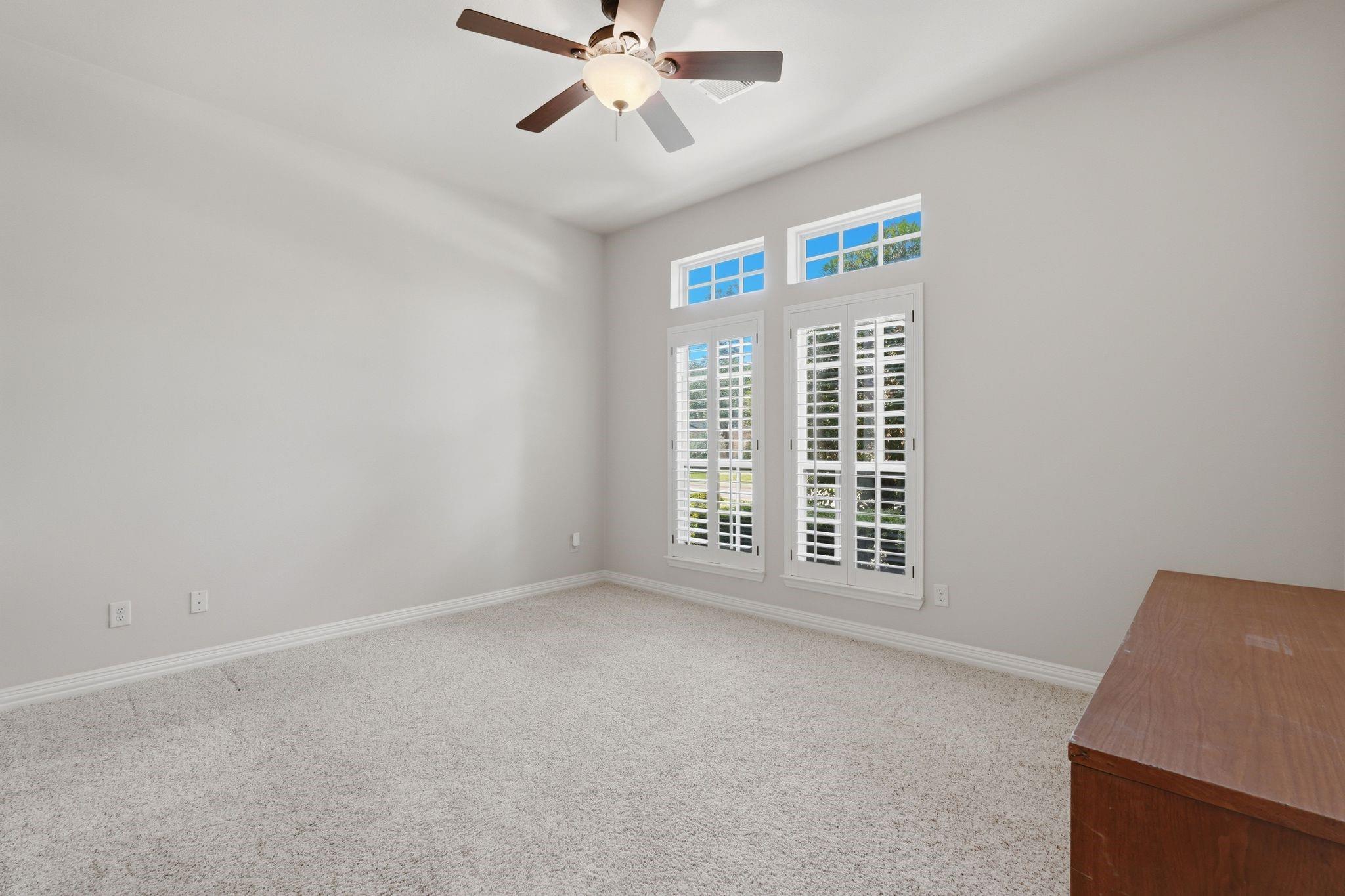 126 E Cove View Trail