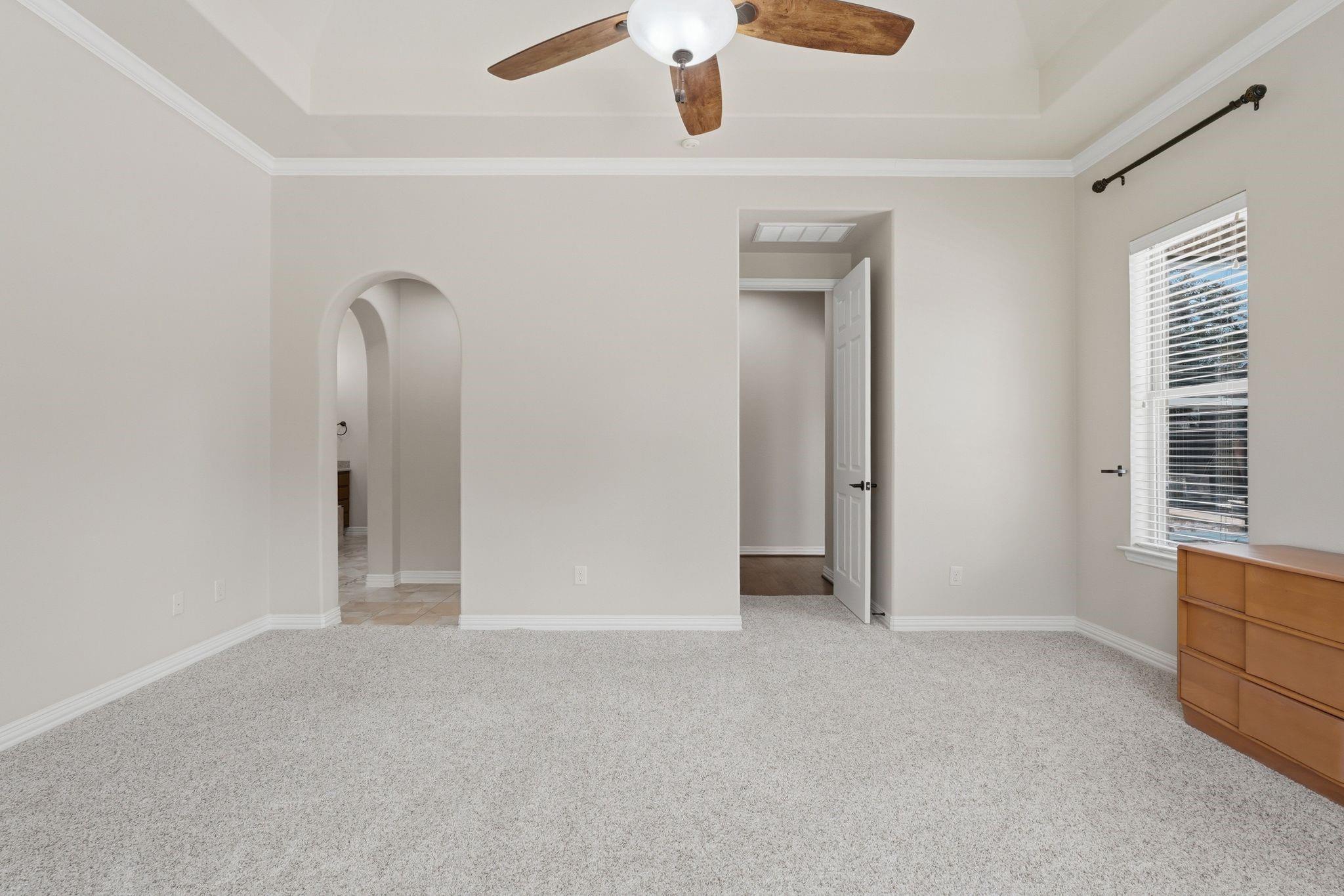 126 E Cove View Trail