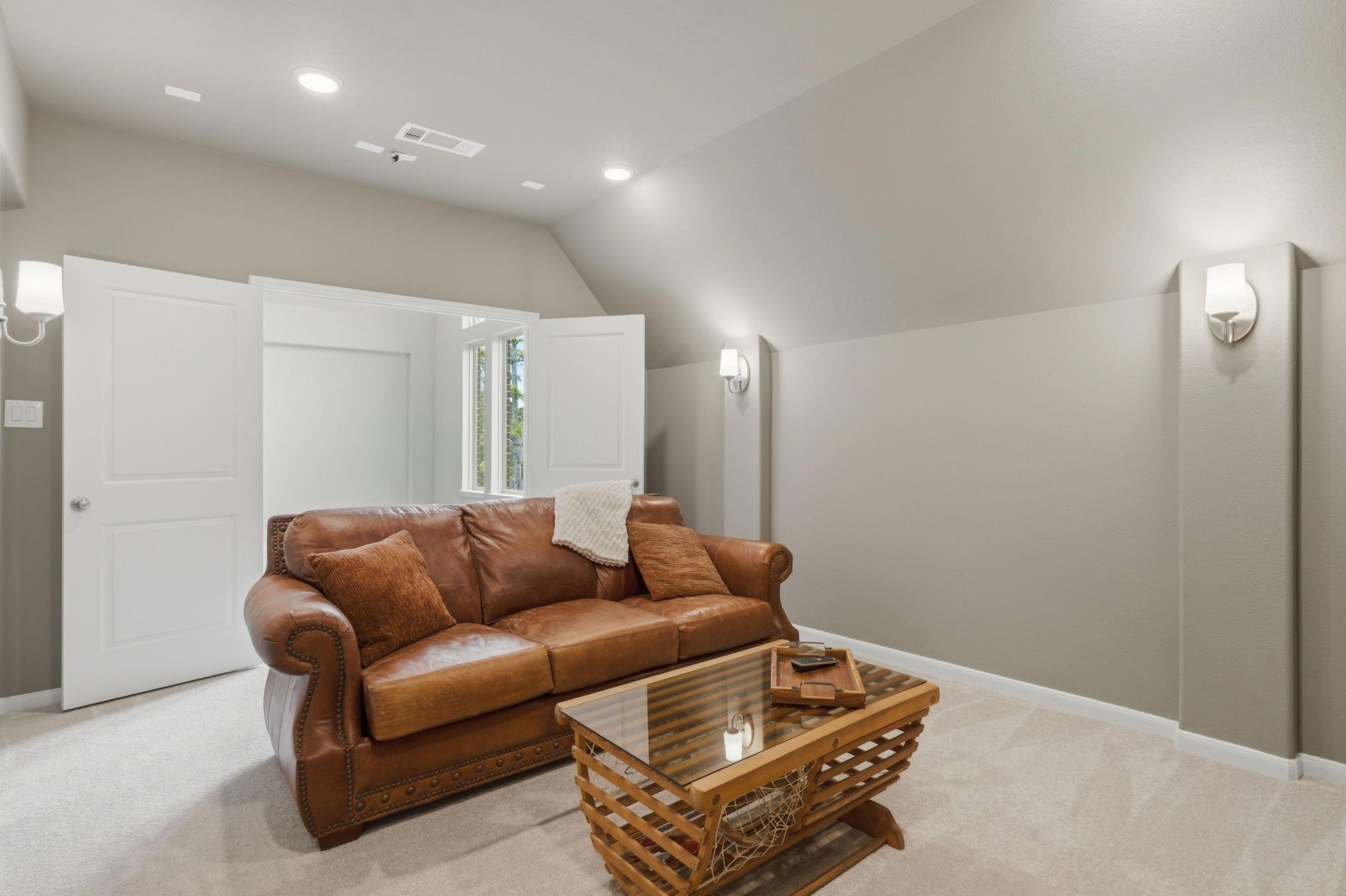 111 N Winter Sunrise Circle