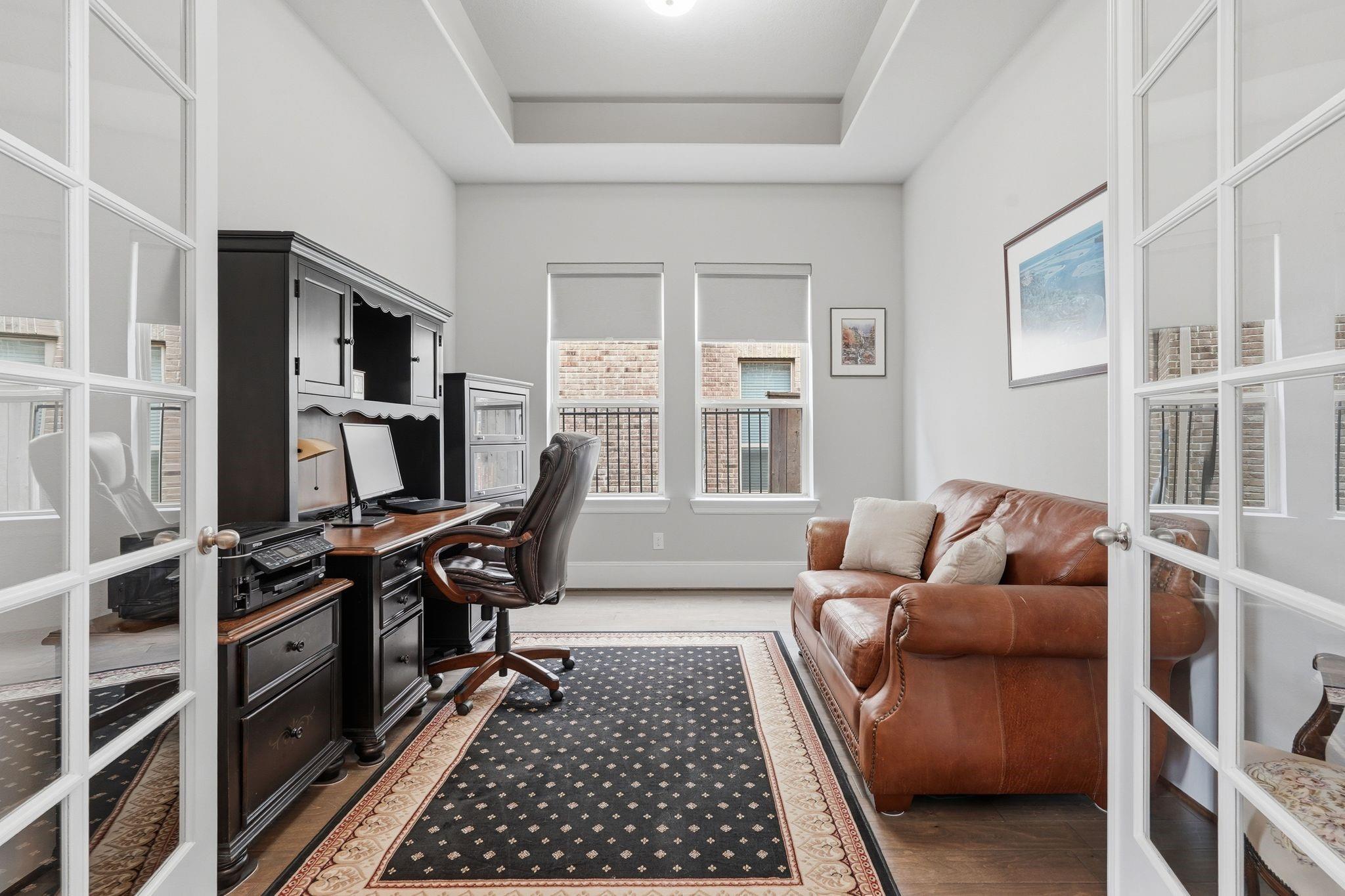 111 N Winter Sunrise Circle