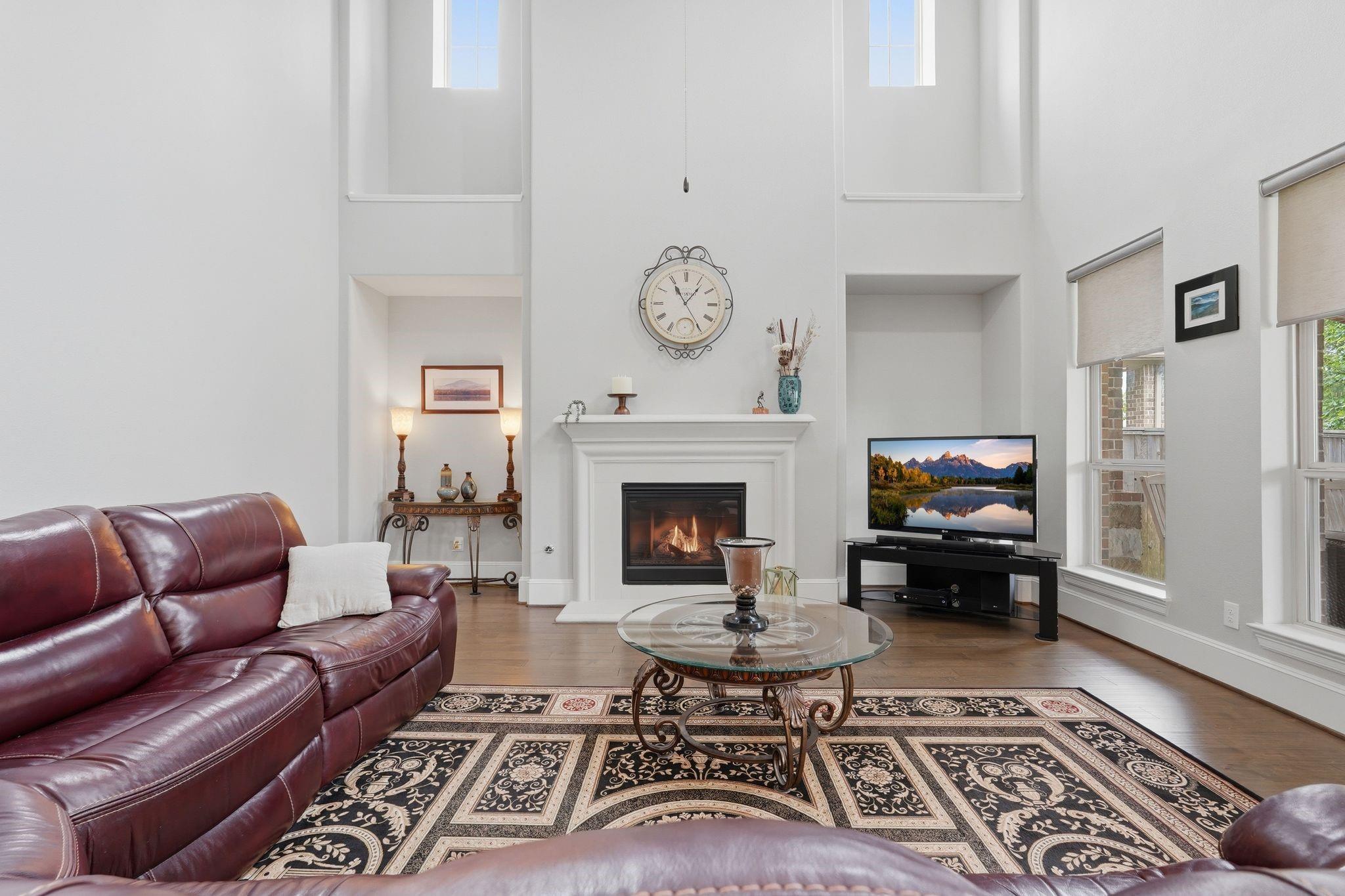 111 N Winter Sunrise Circle