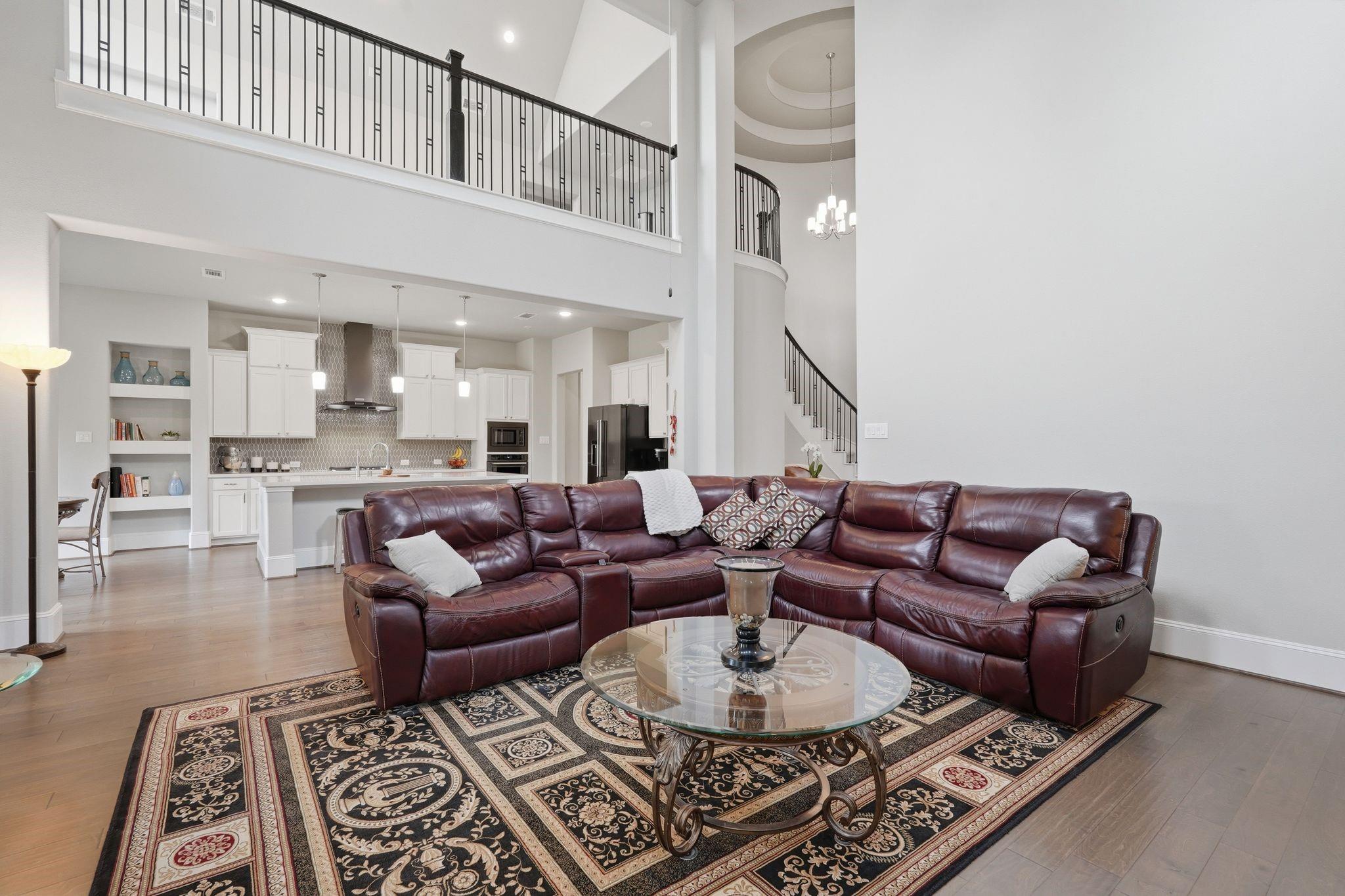 111 N Winter Sunrise Circle