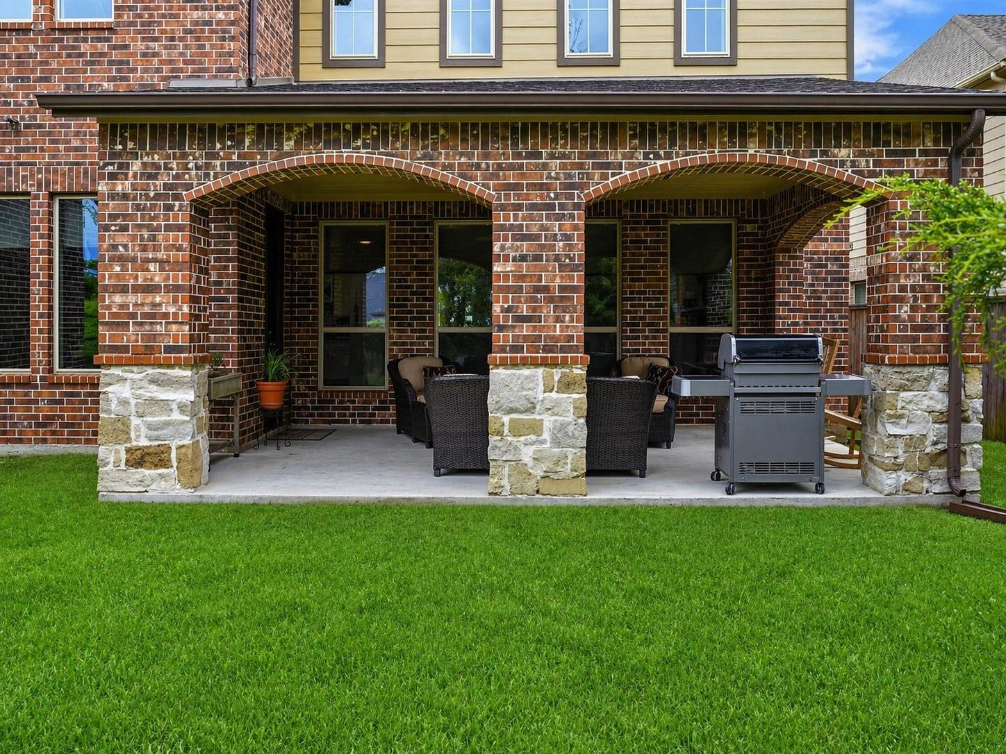 111 N Winter Sunrise Circle